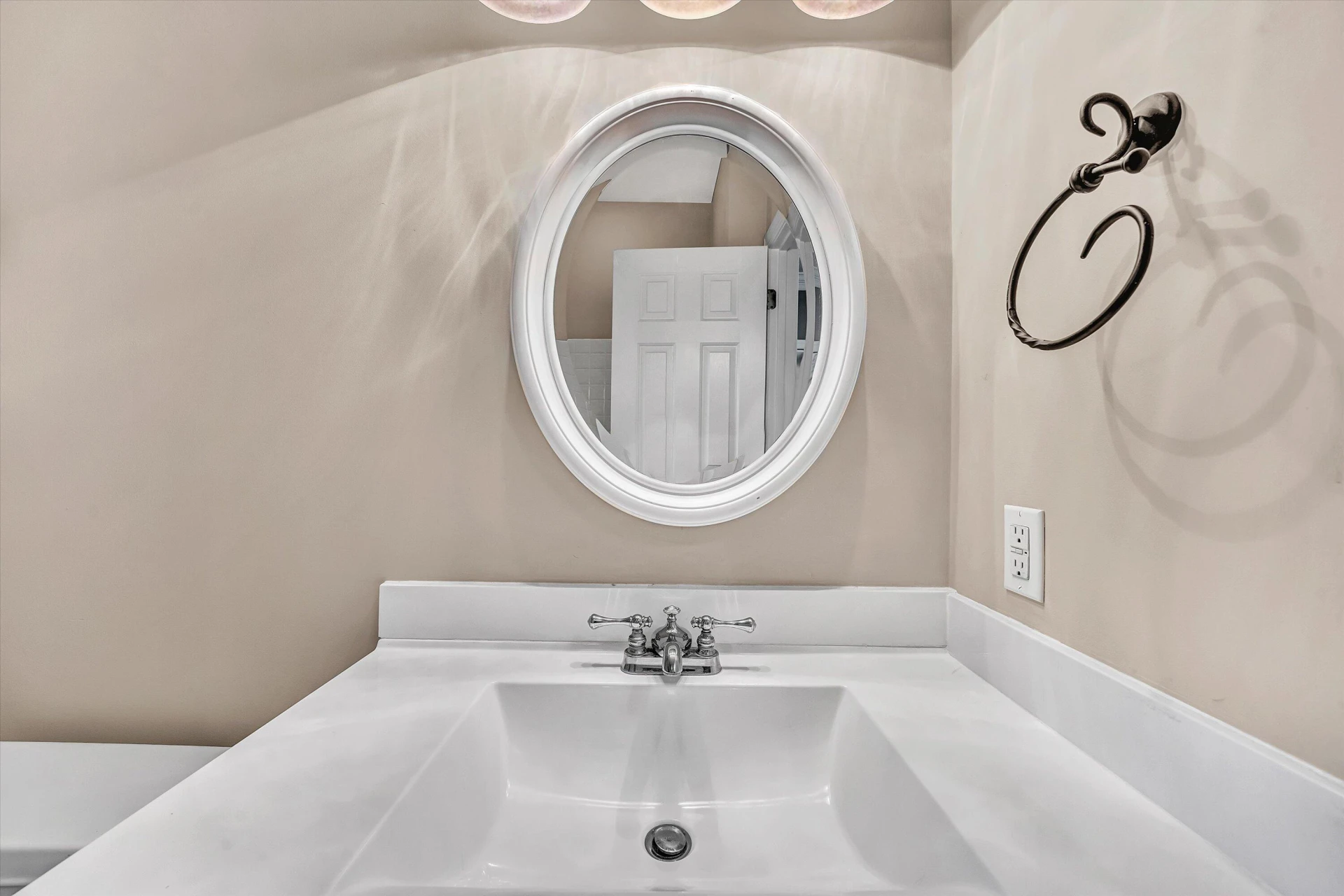 5832 Salisbury DR - Photo 30