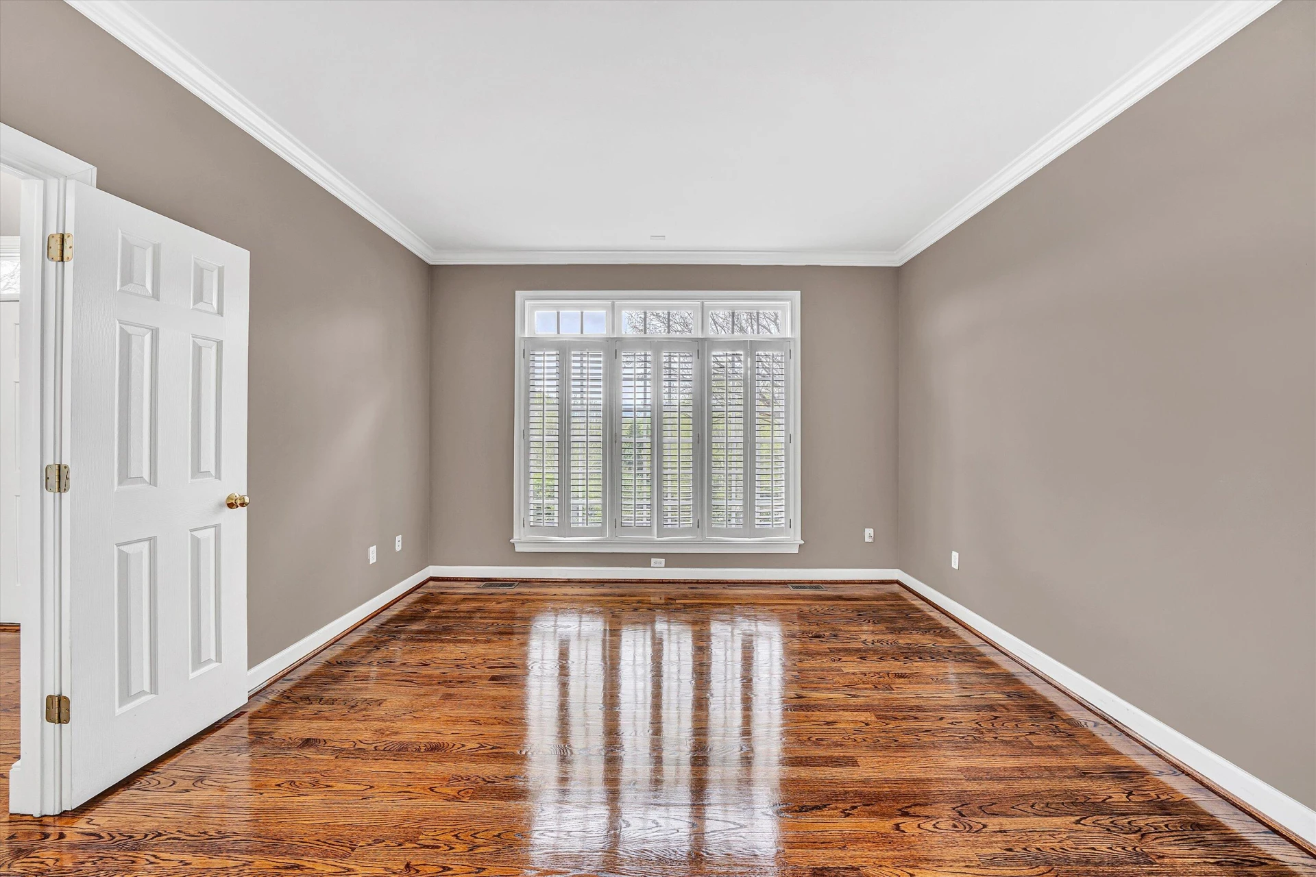 5832 Salisbury DR - Photo 12