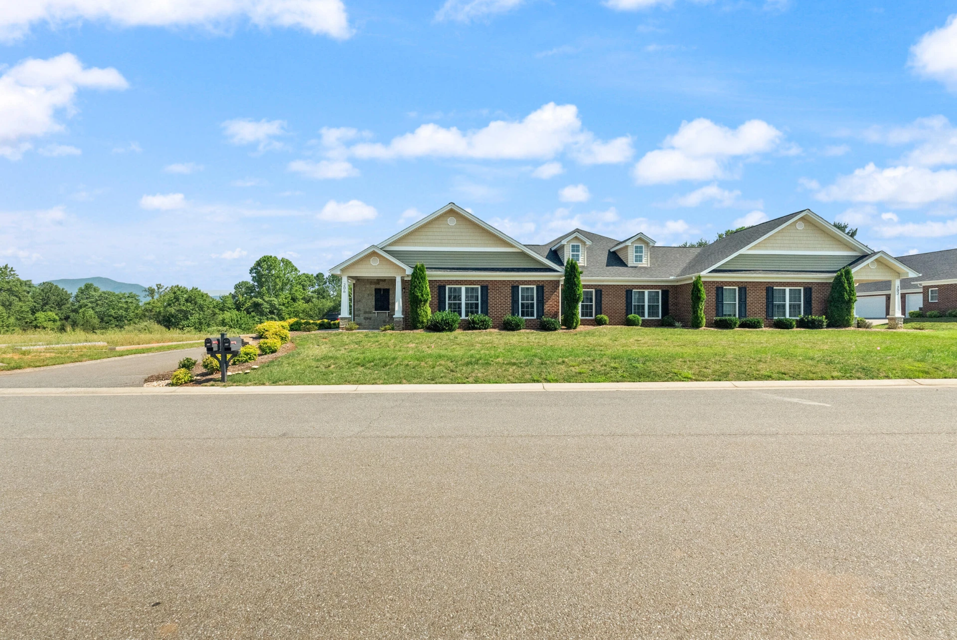 206 Acorn Run LN - Photo 43