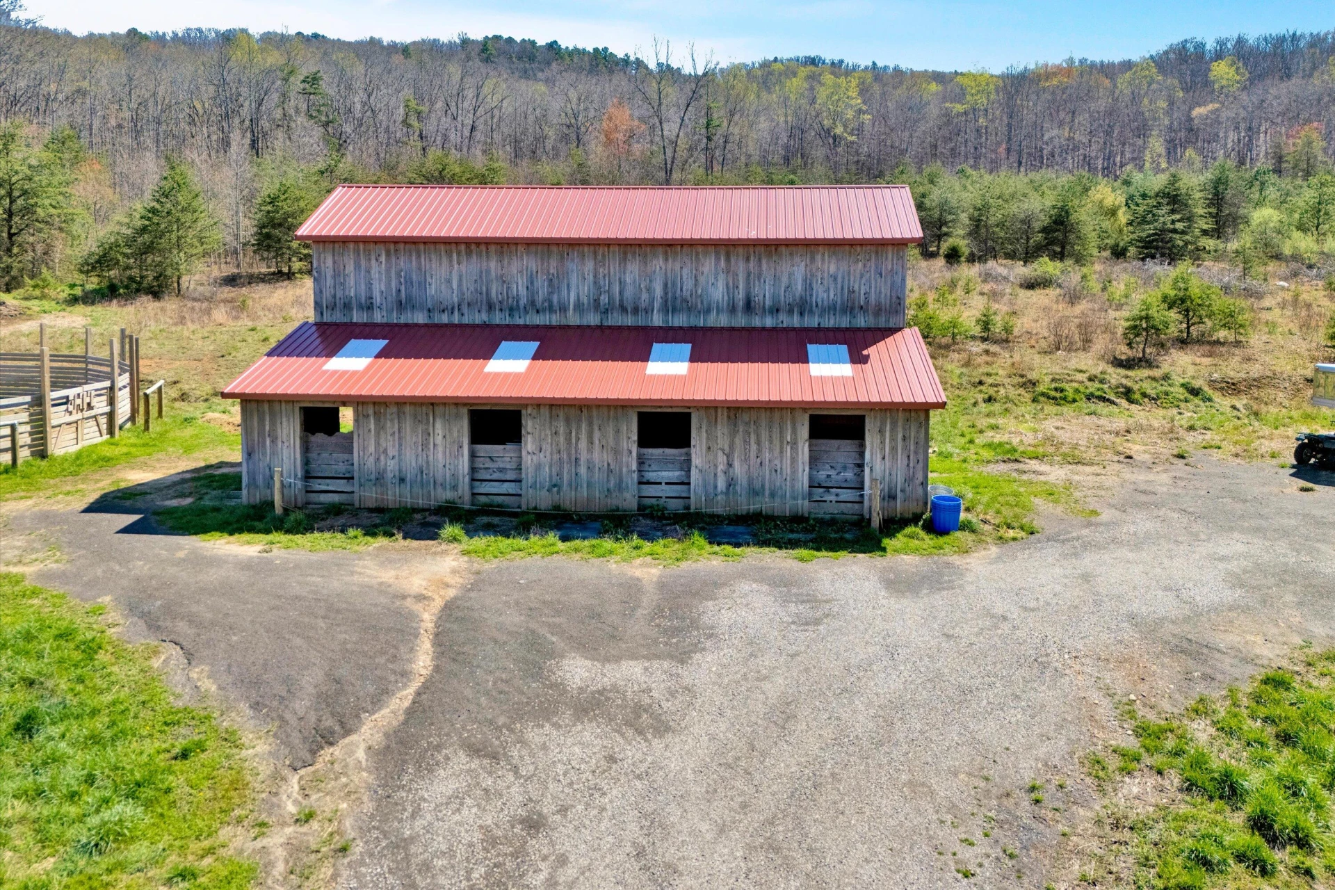 657 Meadows LN - Photo 18