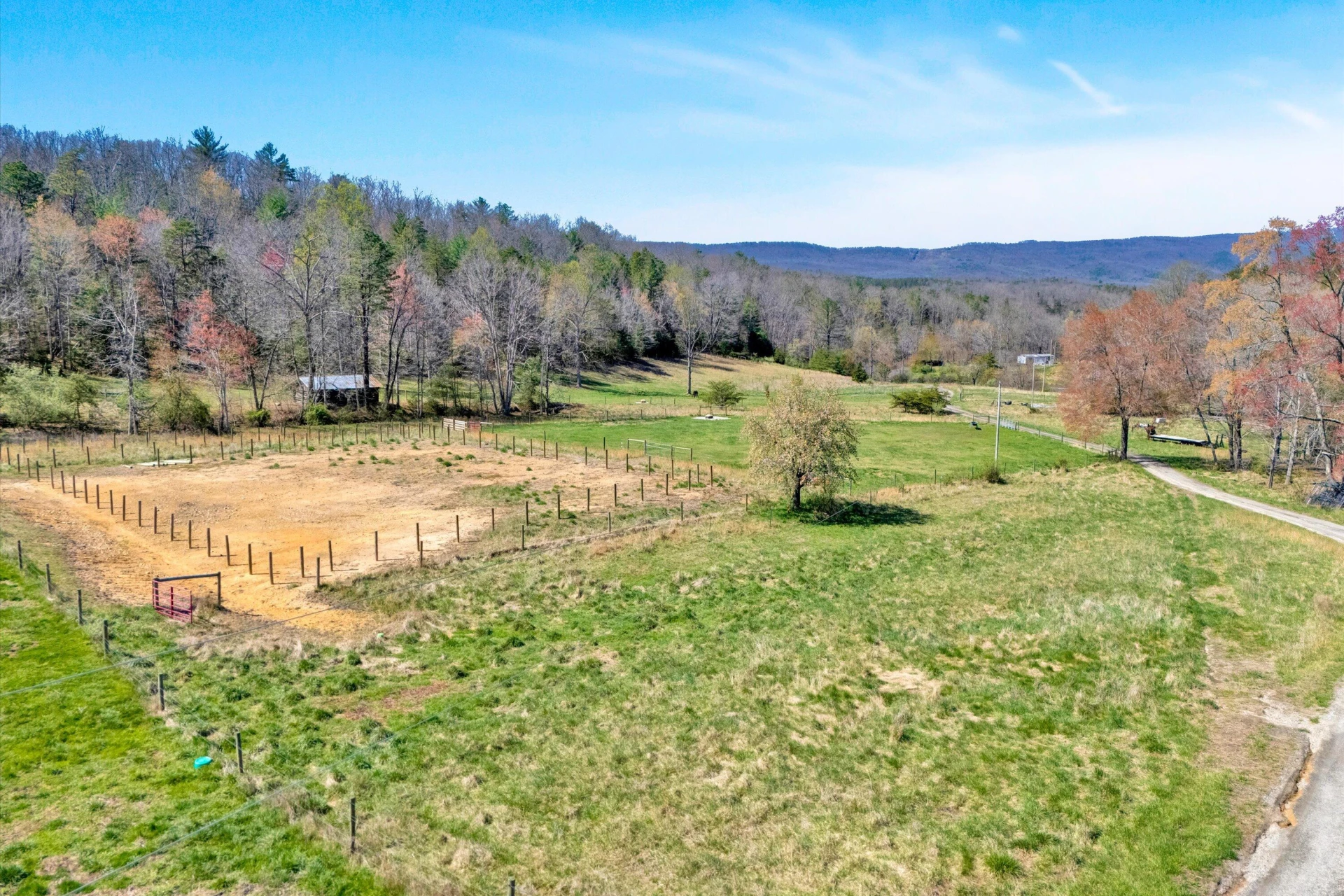 657 Meadows LN - Photo 20