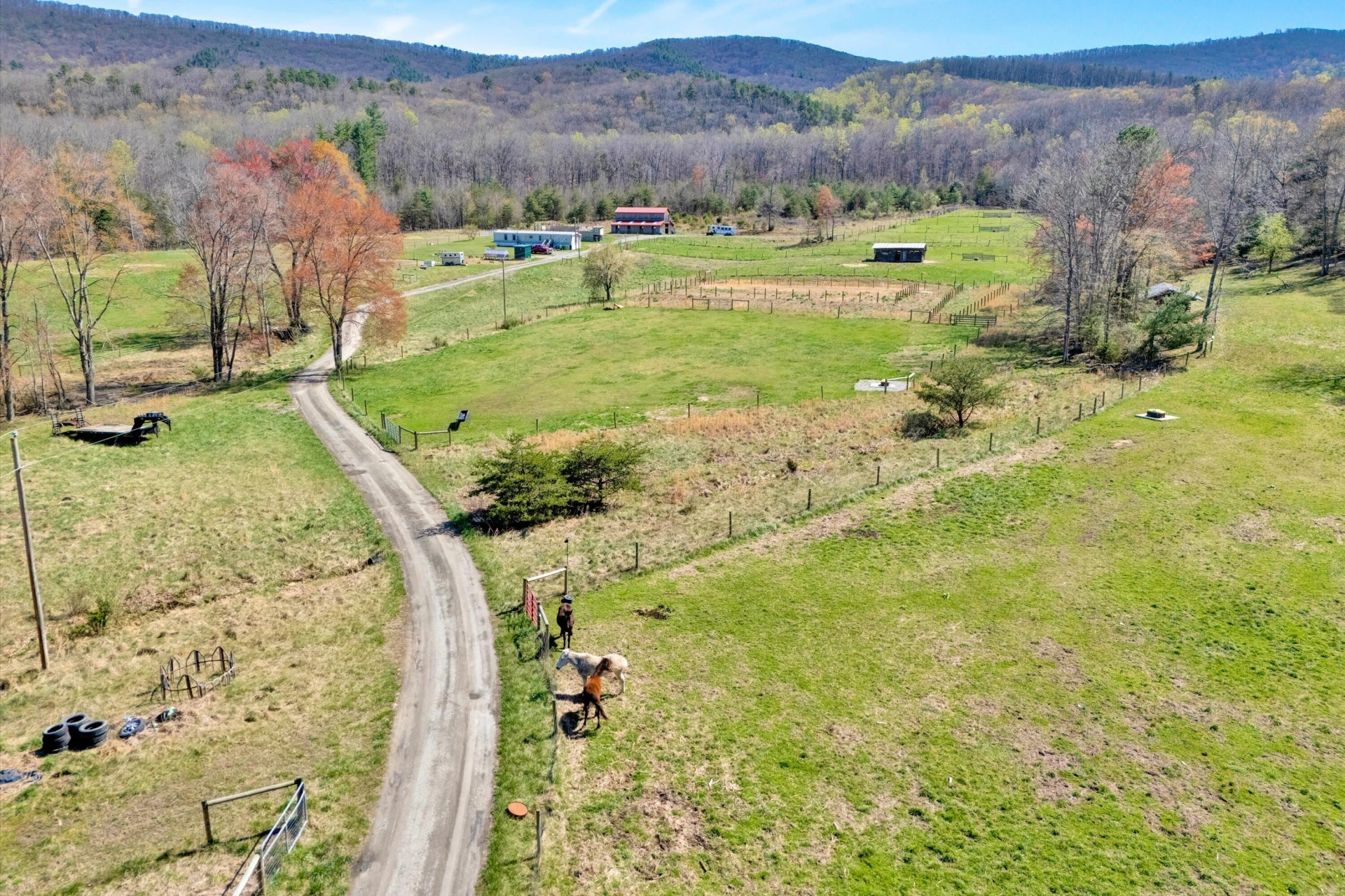 657 Meadows LN - Photo 23