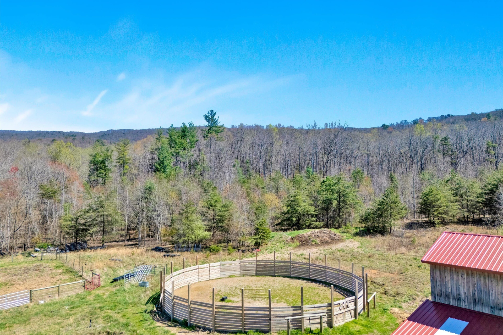657 Meadows LN - Photo 4