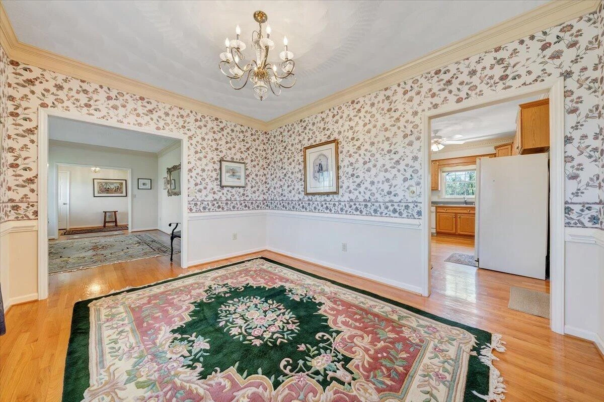 84 Braemar DR - Photo 15