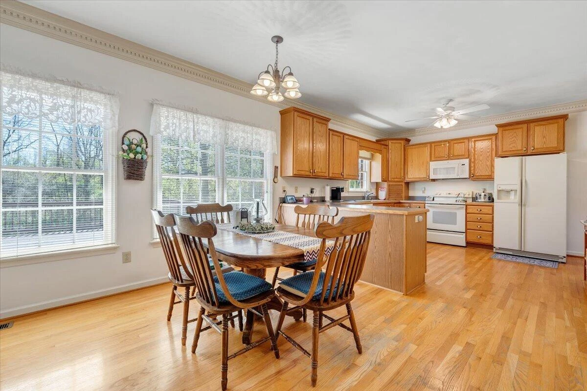 84 Braemar DR - Photo 21