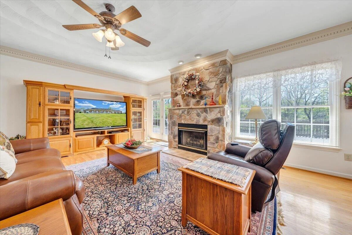 84 Braemar DR - Photo 23