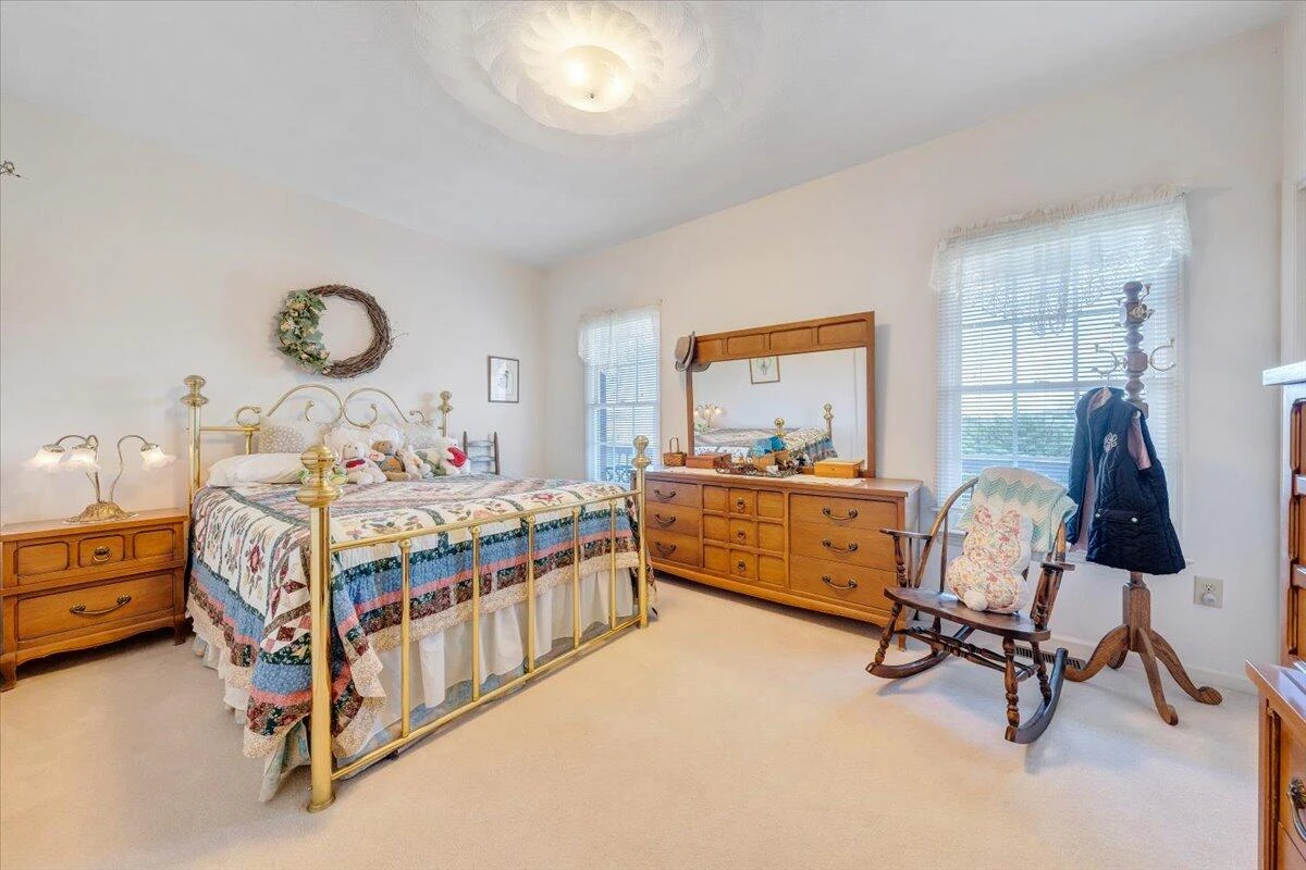 84 Braemar DR - Photo 35