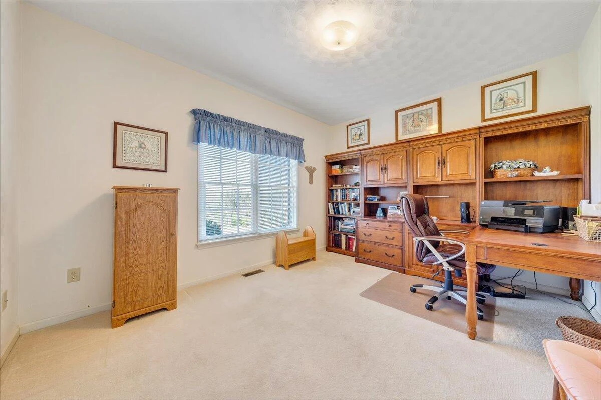 84 Braemar DR - Photo 36