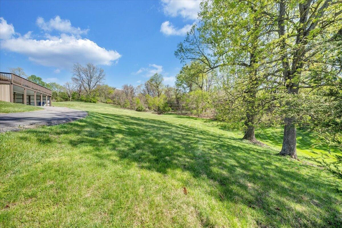 84 Braemar DR - Photo 52
