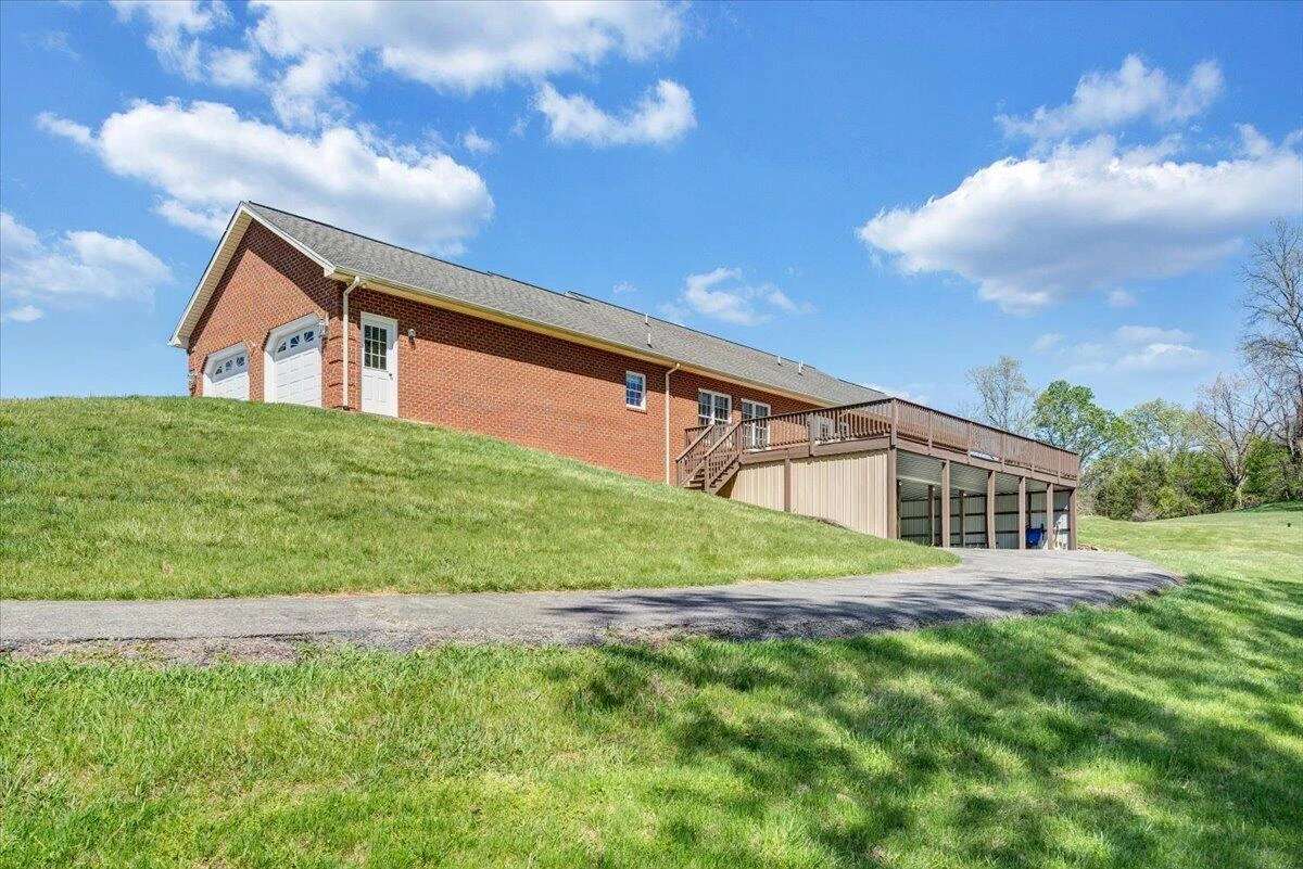 84 Braemar DR - Photo 53
