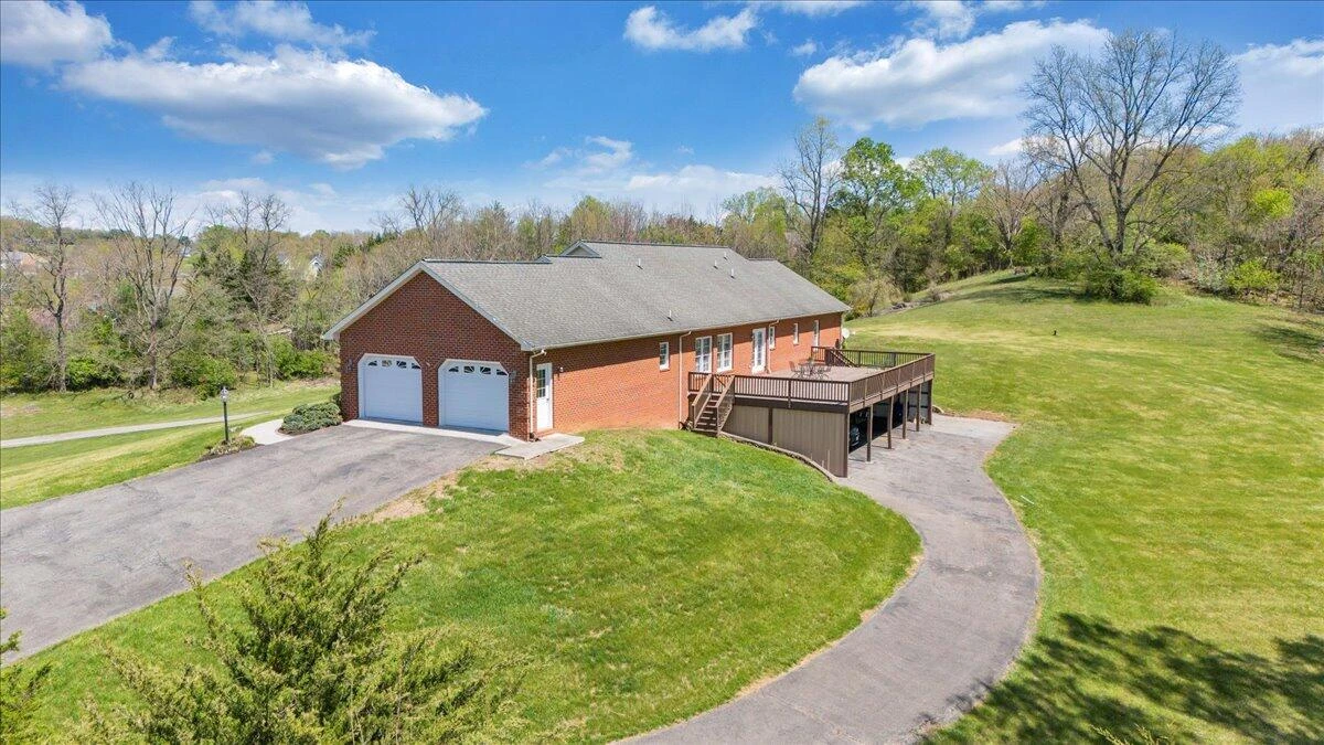 84 Braemar DR - Photo 61