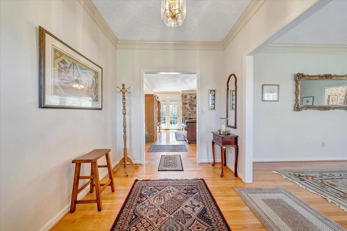 84 Braemar DR - Photo 10