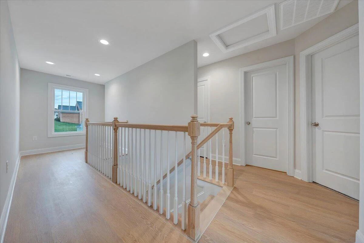 2820 Russlen DR - Photo 10