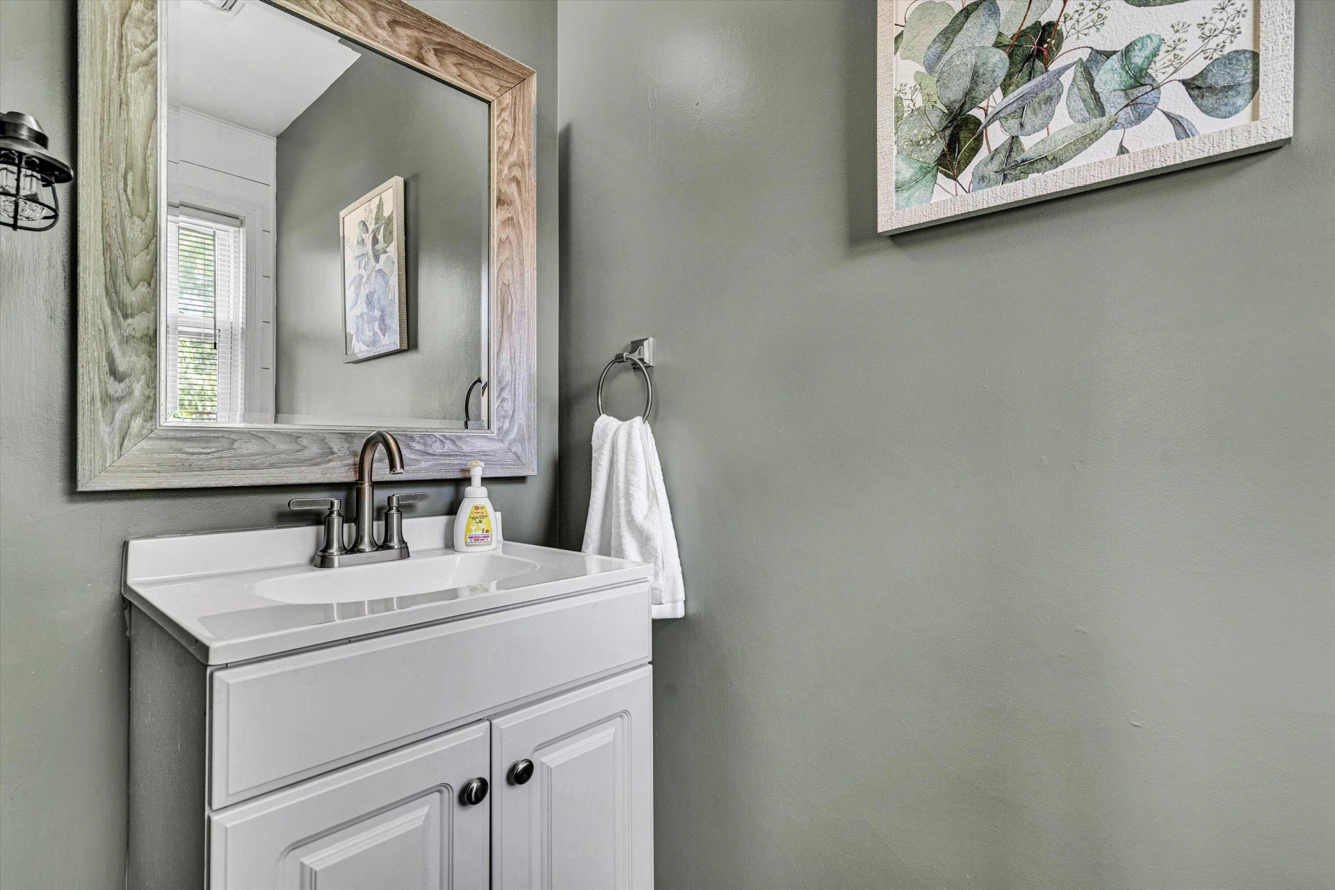 2747 Brogan CIR - Photo 18