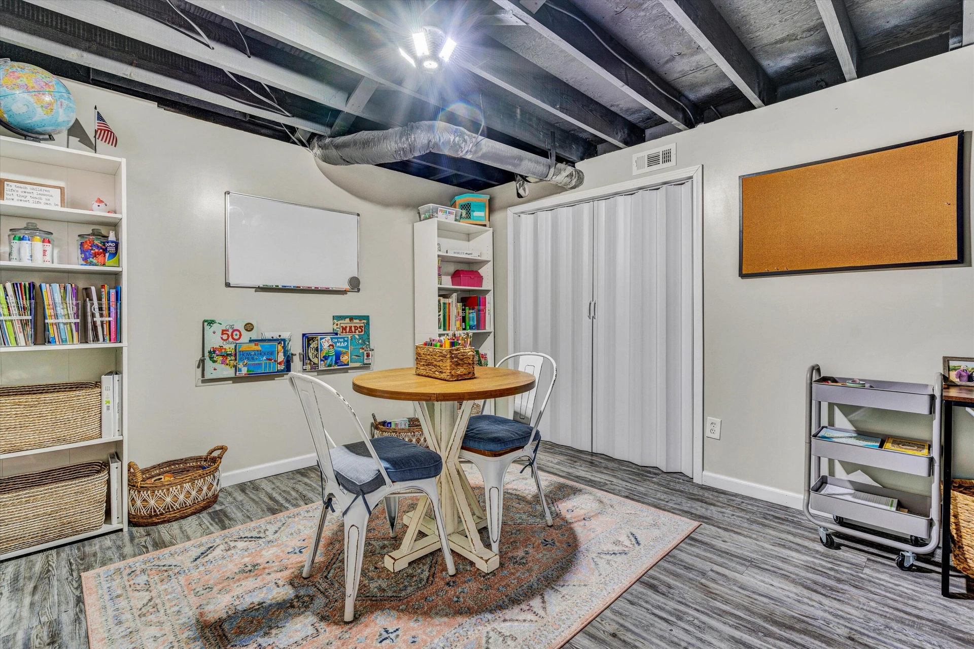 2747 Brogan CIR - Photo 24