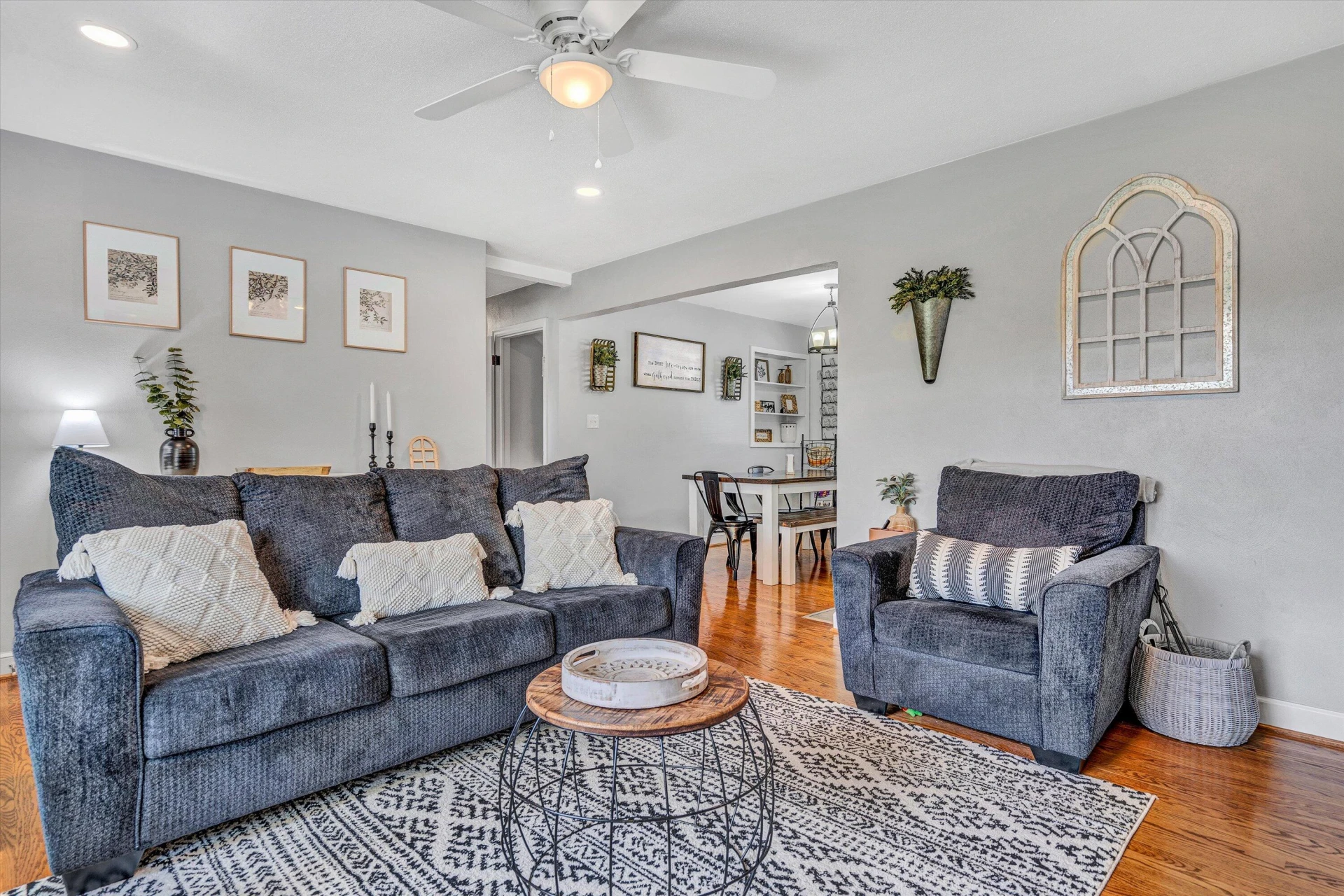 2747 Brogan CIR - Photo 6
