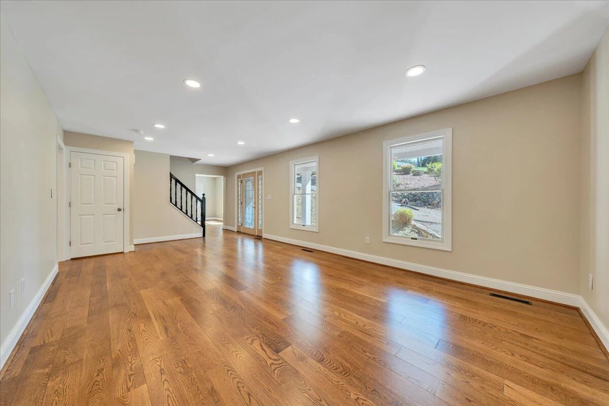 188 BUCK RUN DR - Photo 8