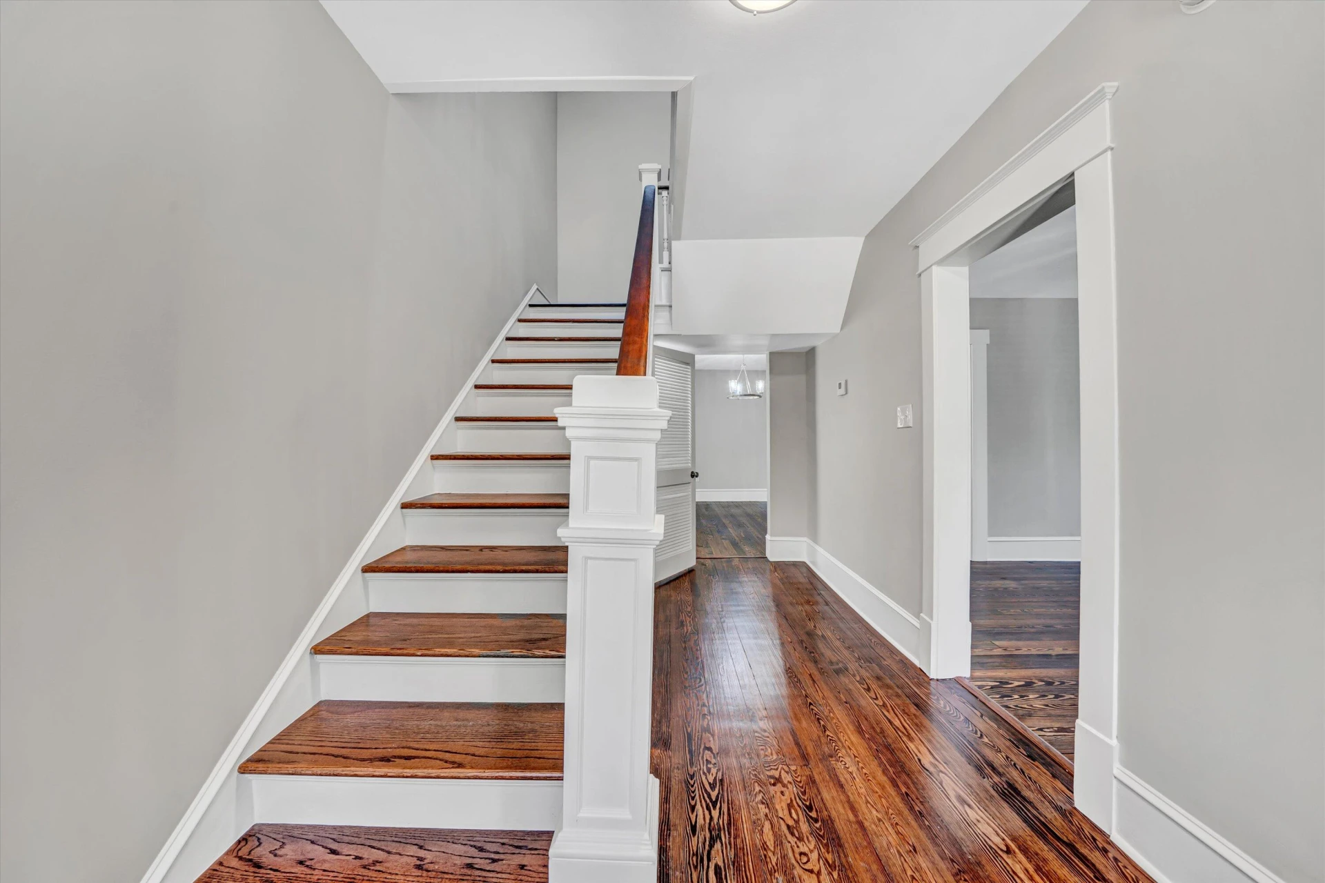 319 Trinity RD - Photo 9