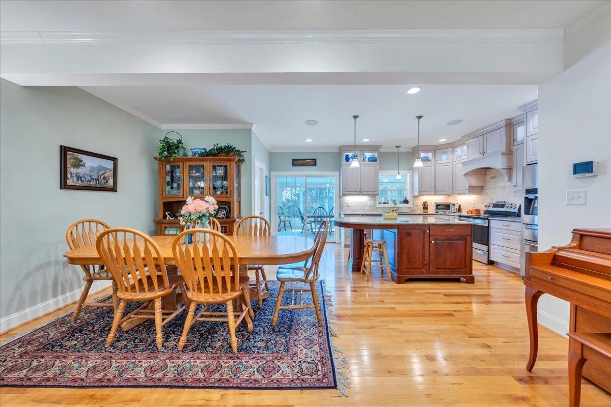 530 Mallard Point RD - Photo 14