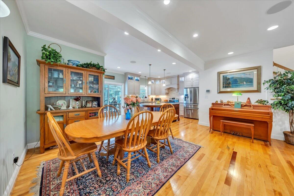 530 Mallard Point RD - Photo 15