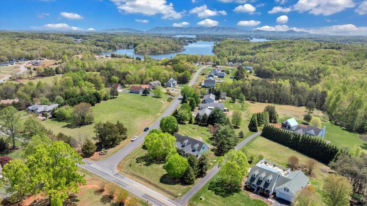 530 Mallard Point RD - Photo 71