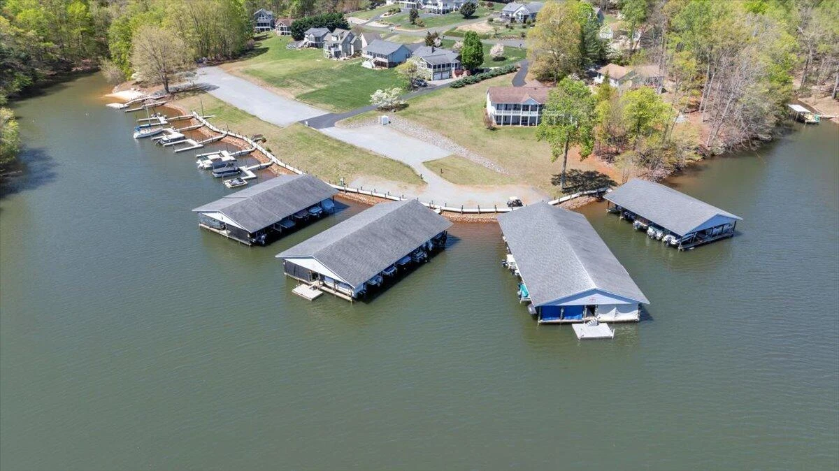 530 Mallard Point RD - Photo 76