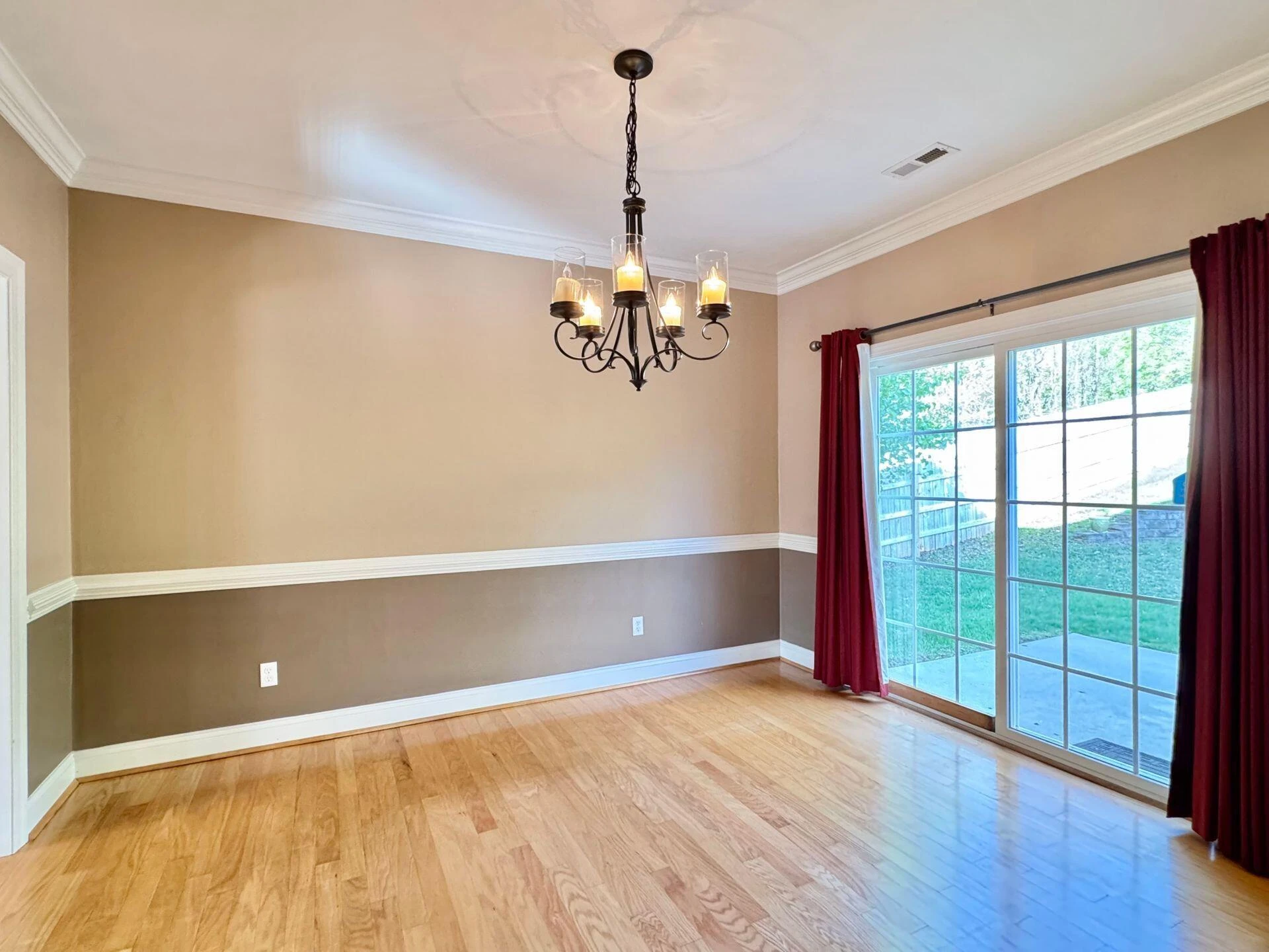 6201 Crumpacker DR - Photo 15