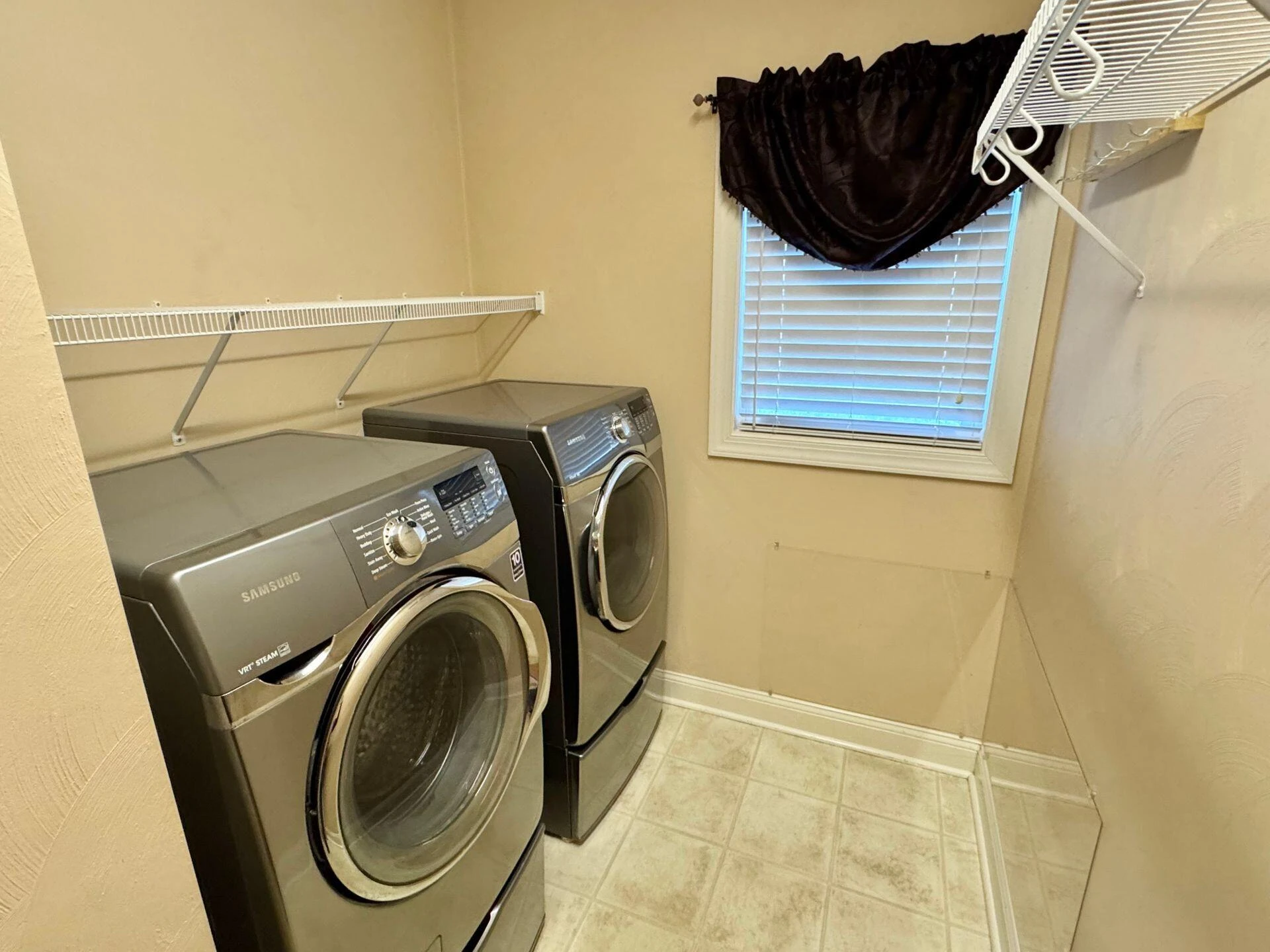6201 Crumpacker DR - Photo 23