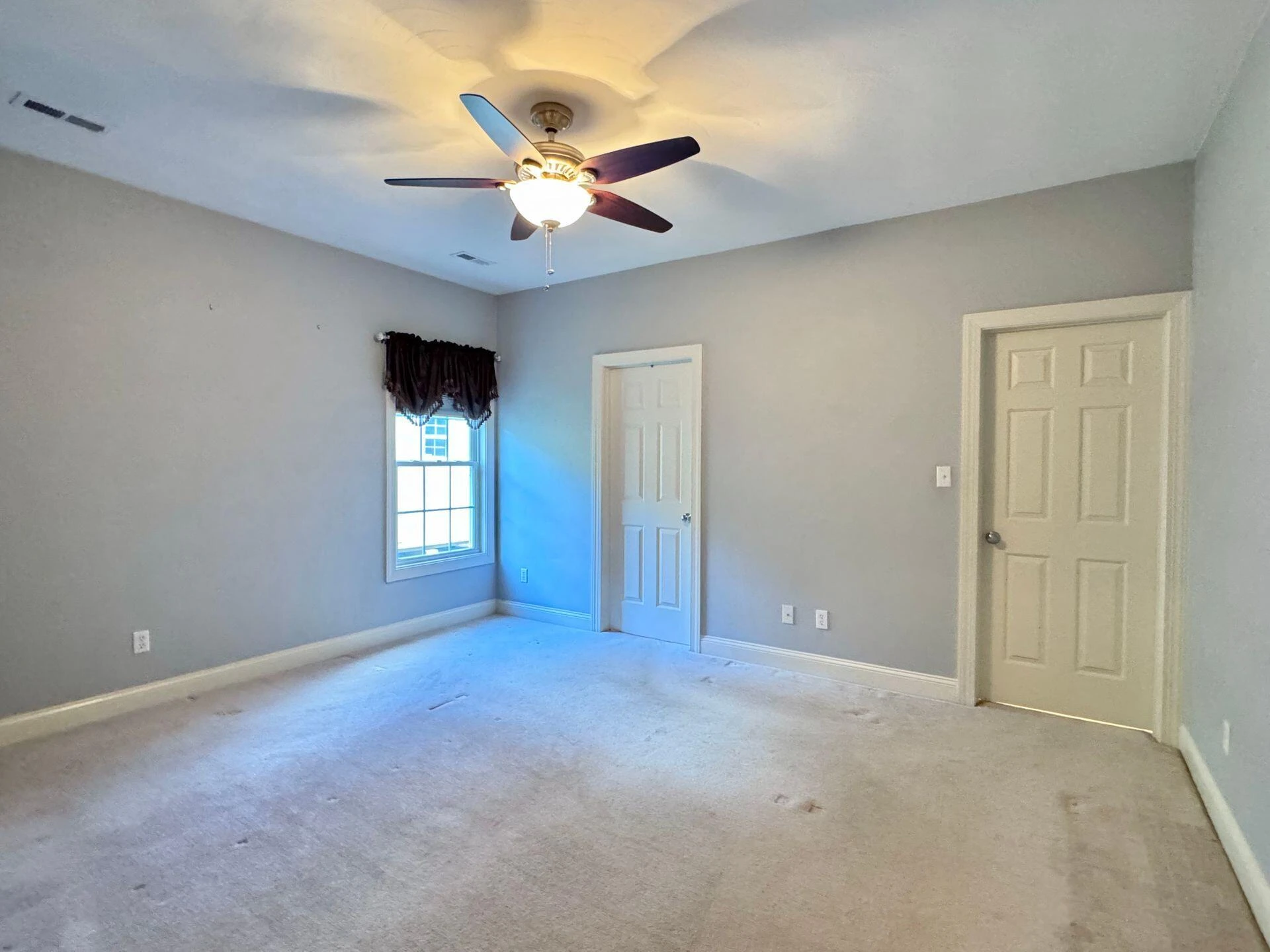 6201 Crumpacker DR - Photo 24