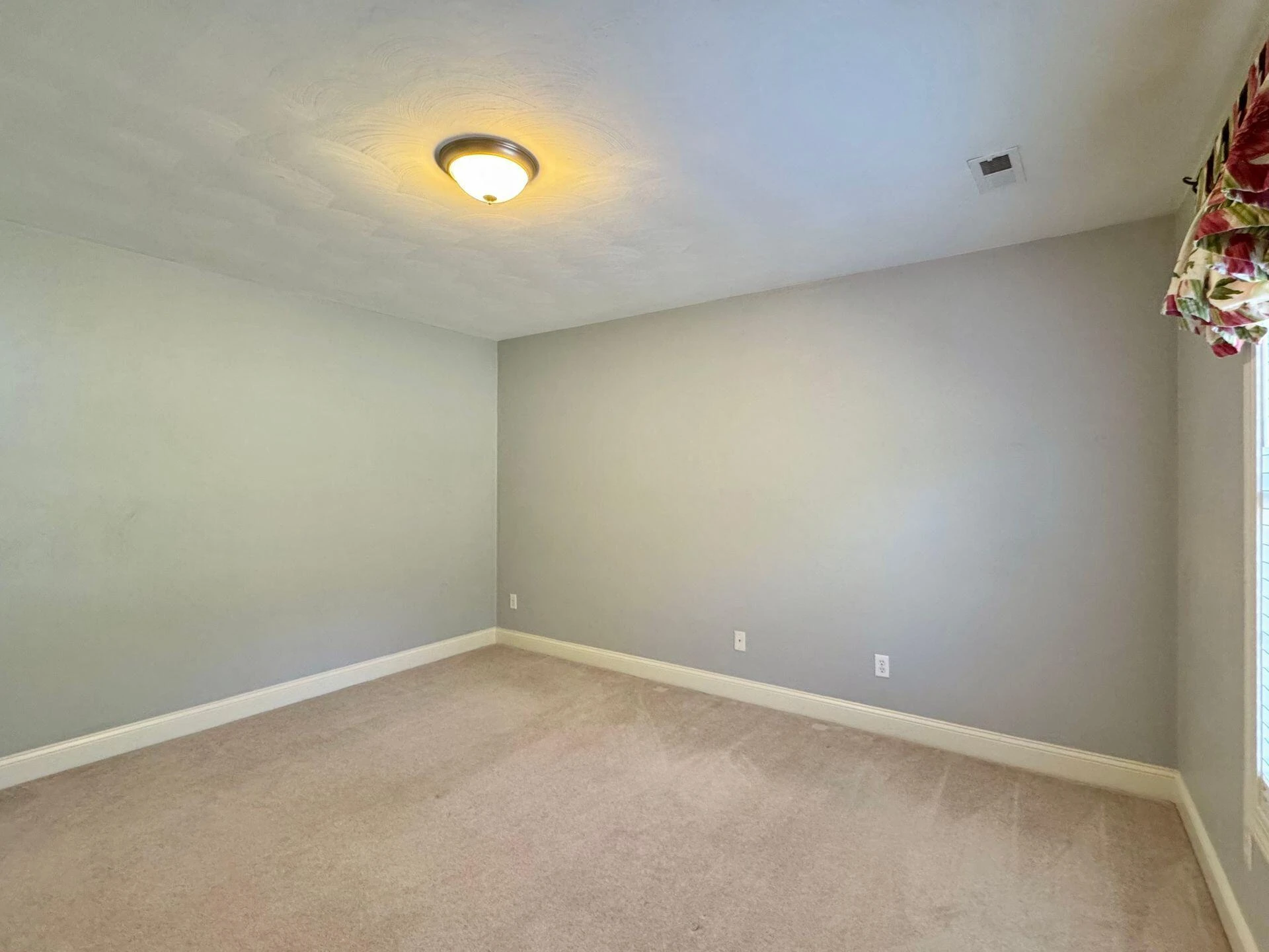 6201 Crumpacker DR - Photo 42