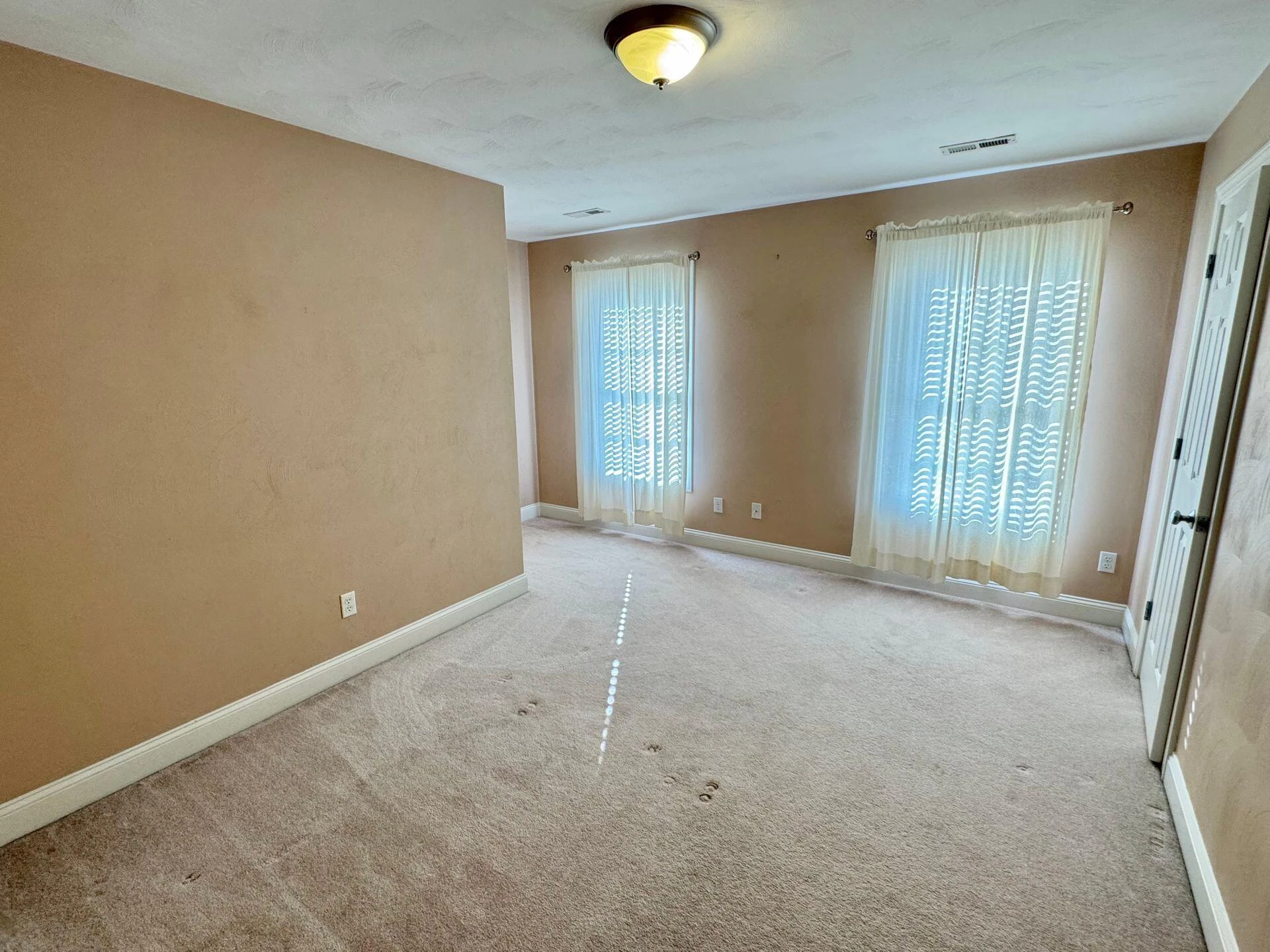 6201 Crumpacker DR - Photo 50