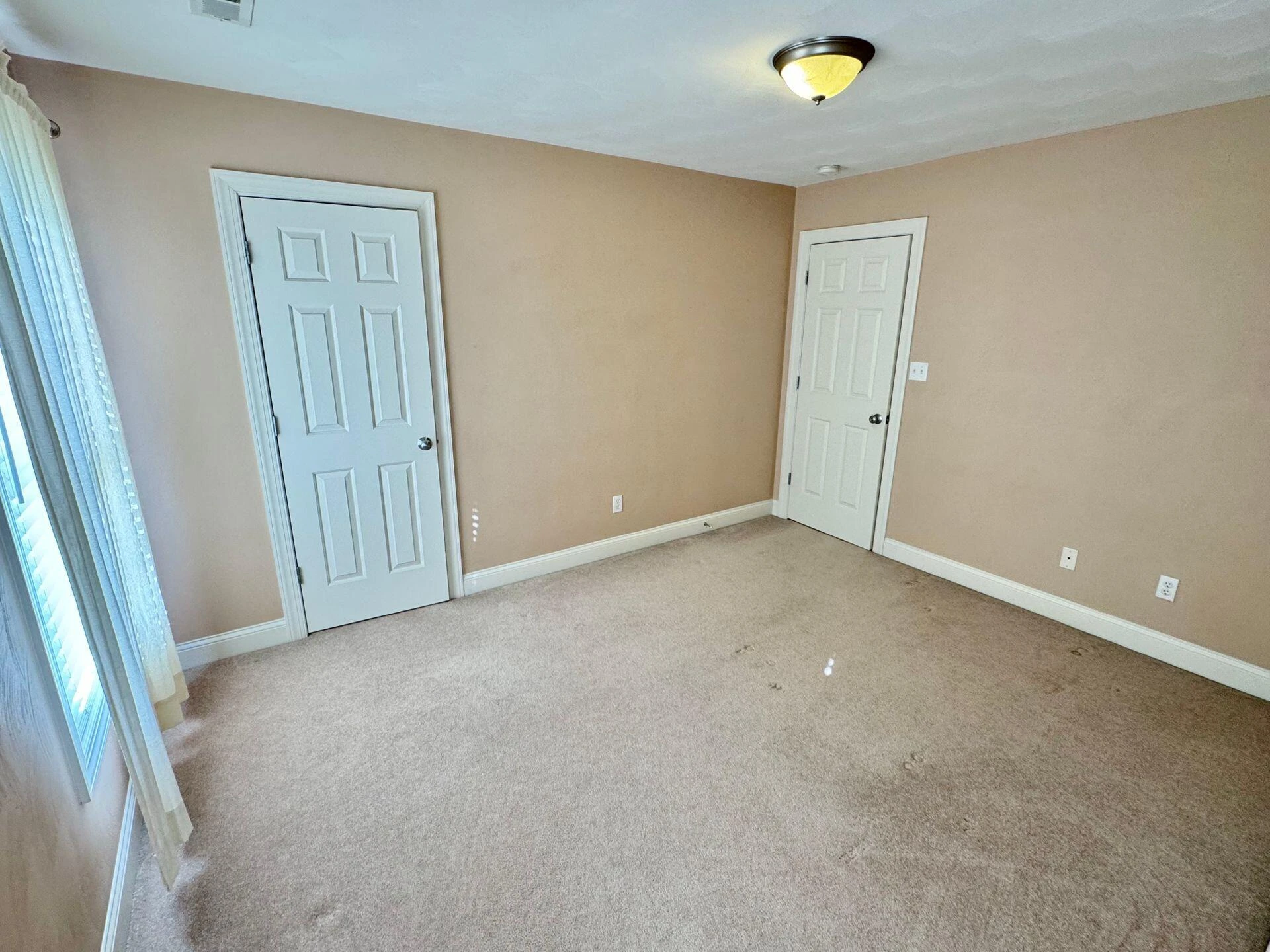 6201 Crumpacker DR - Photo 51