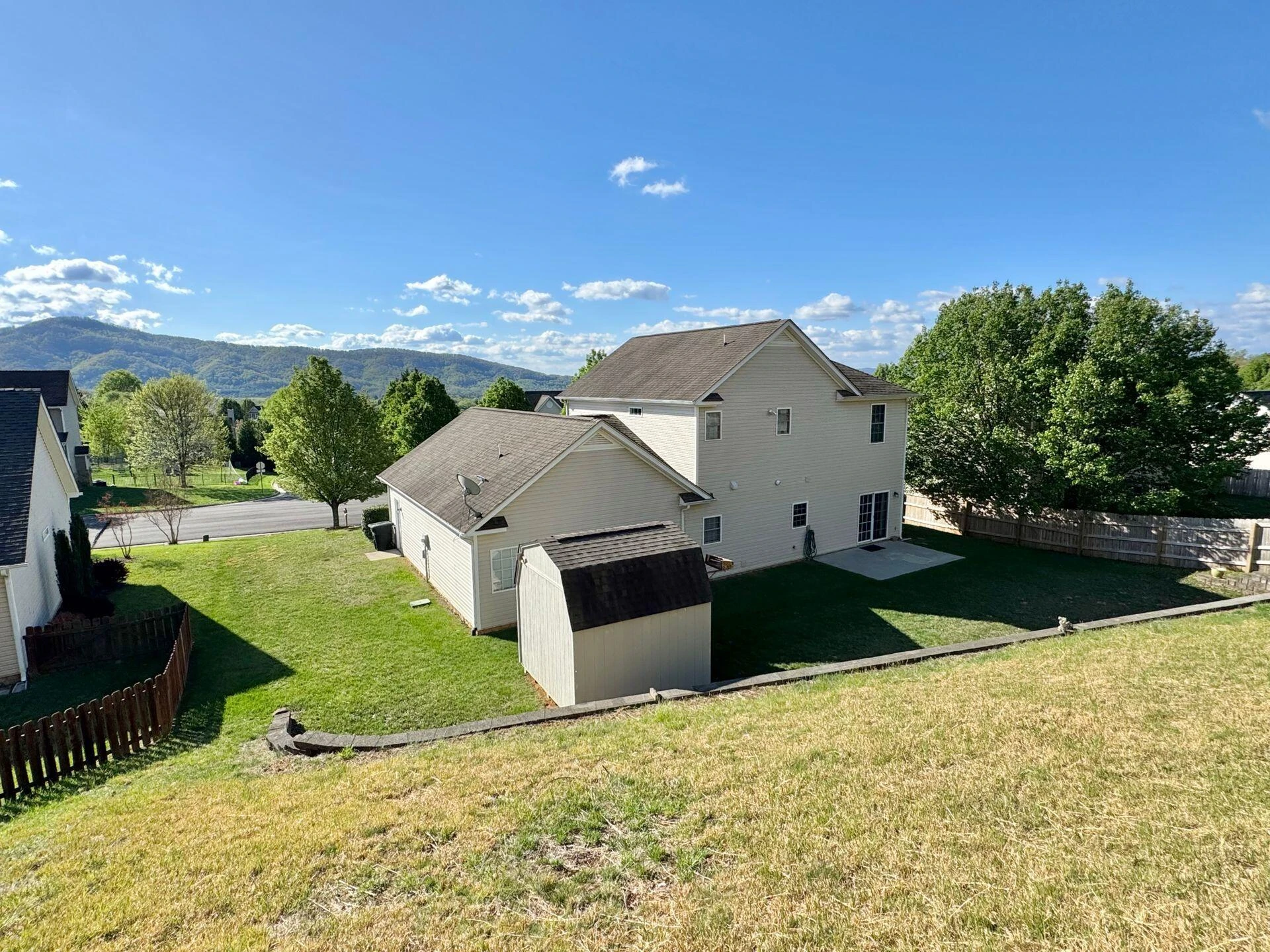 6201 Crumpacker DR - Photo 59