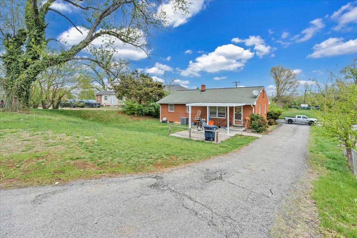 3724 Plantation RD - Photo 15