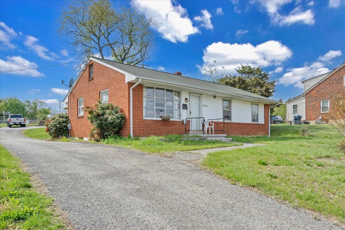 3724 Plantation RD - Photo 17