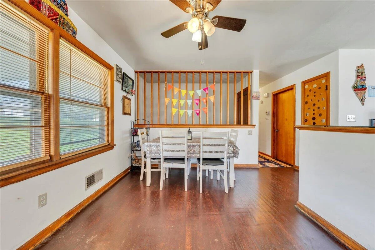 3724 Plantation RD - Photo 5