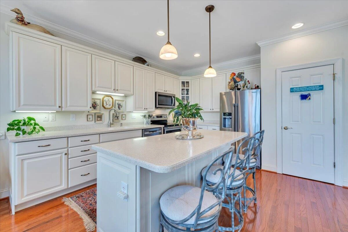 329 23rd ST - Photo 23