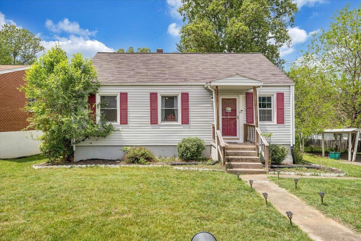 3305 Ventnor RD