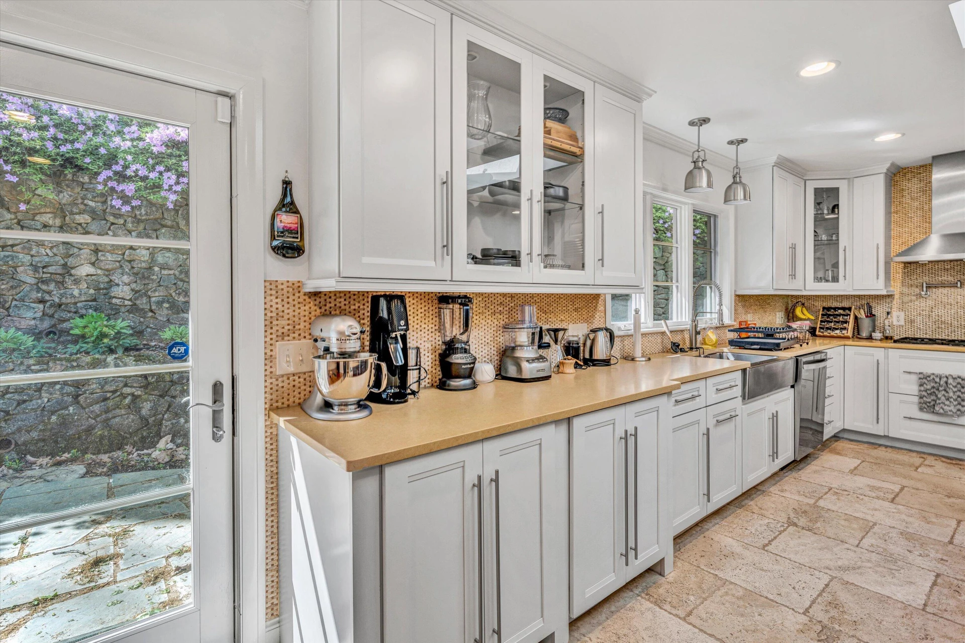 3421 Exeter ST - Photo 17