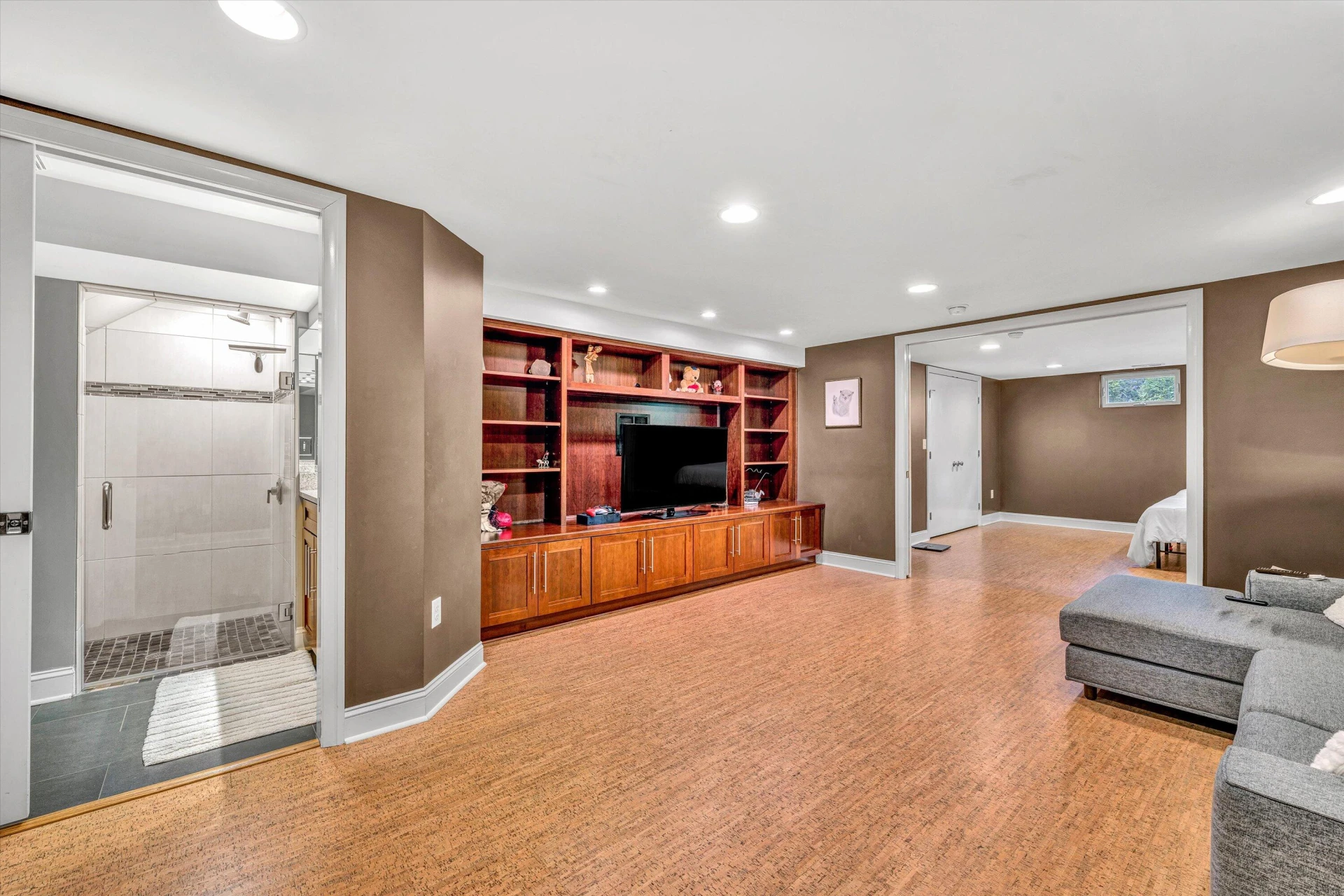 3421 Exeter ST - Photo 32