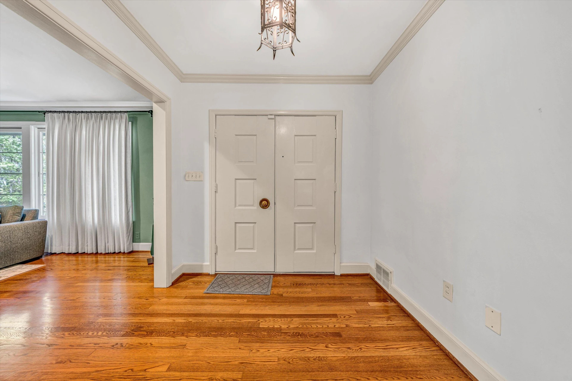 3421 Exeter ST - Photo 9