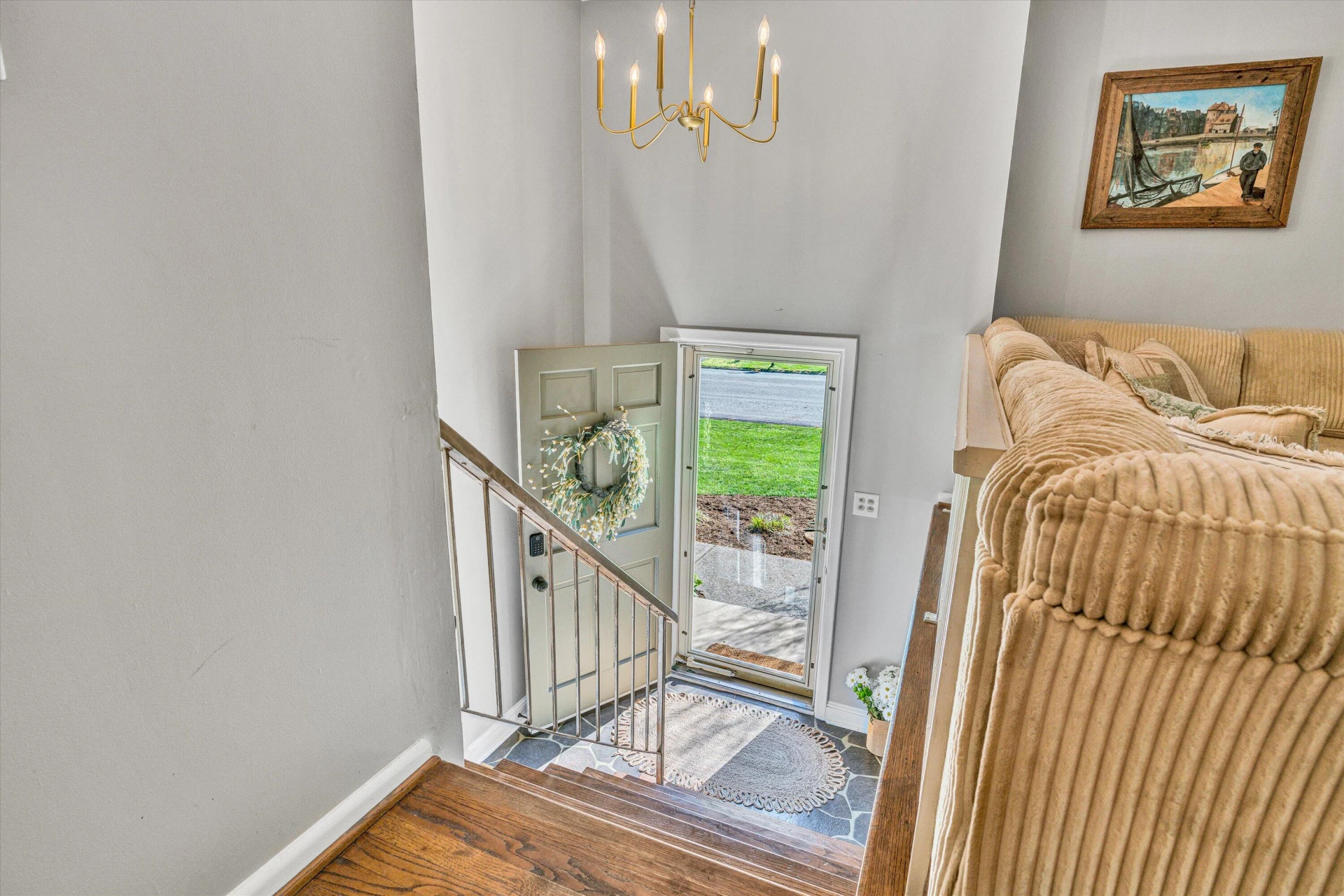 3819 Hyde Park DR - Photo 3
