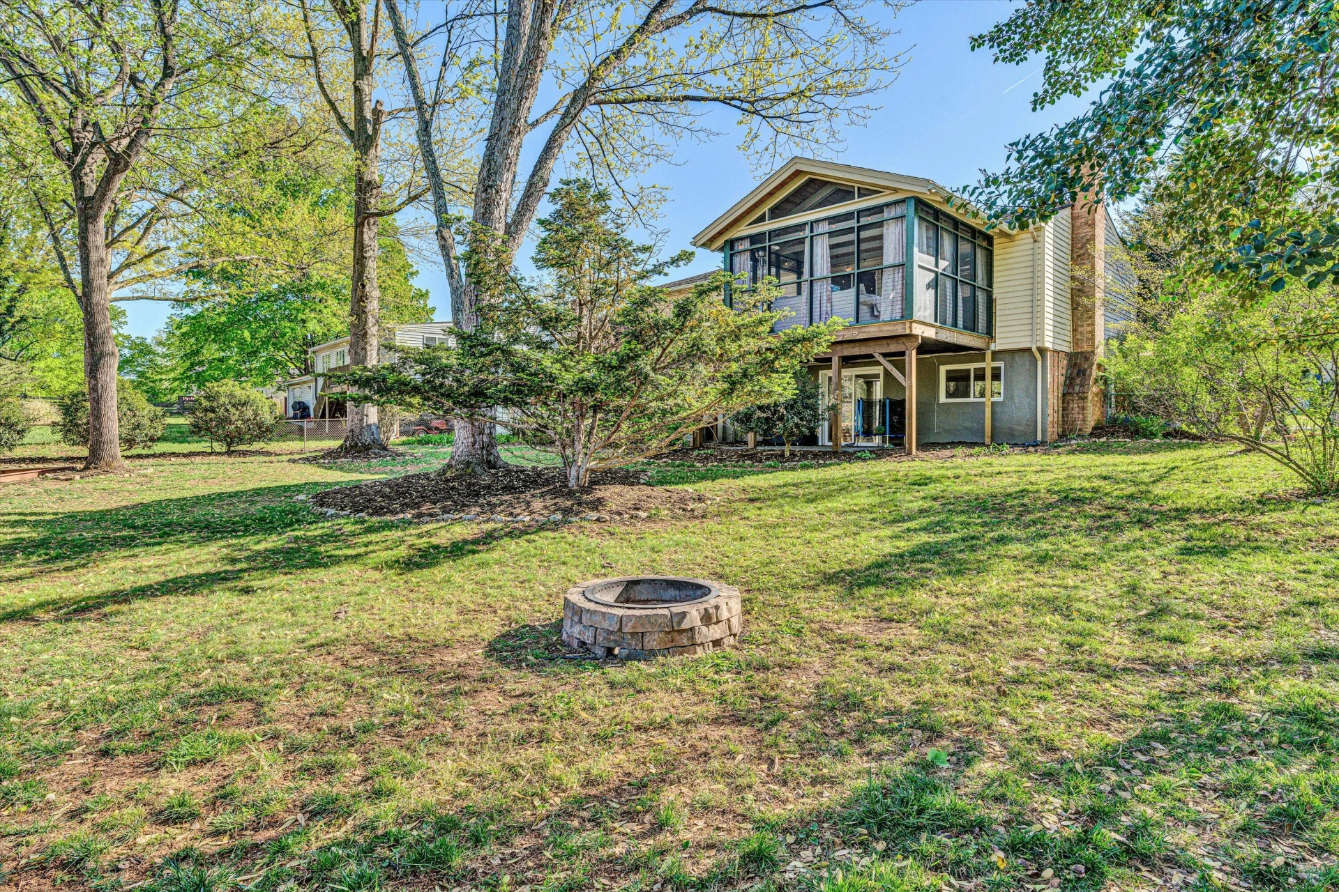 3819 Hyde Park DR - Photo 35