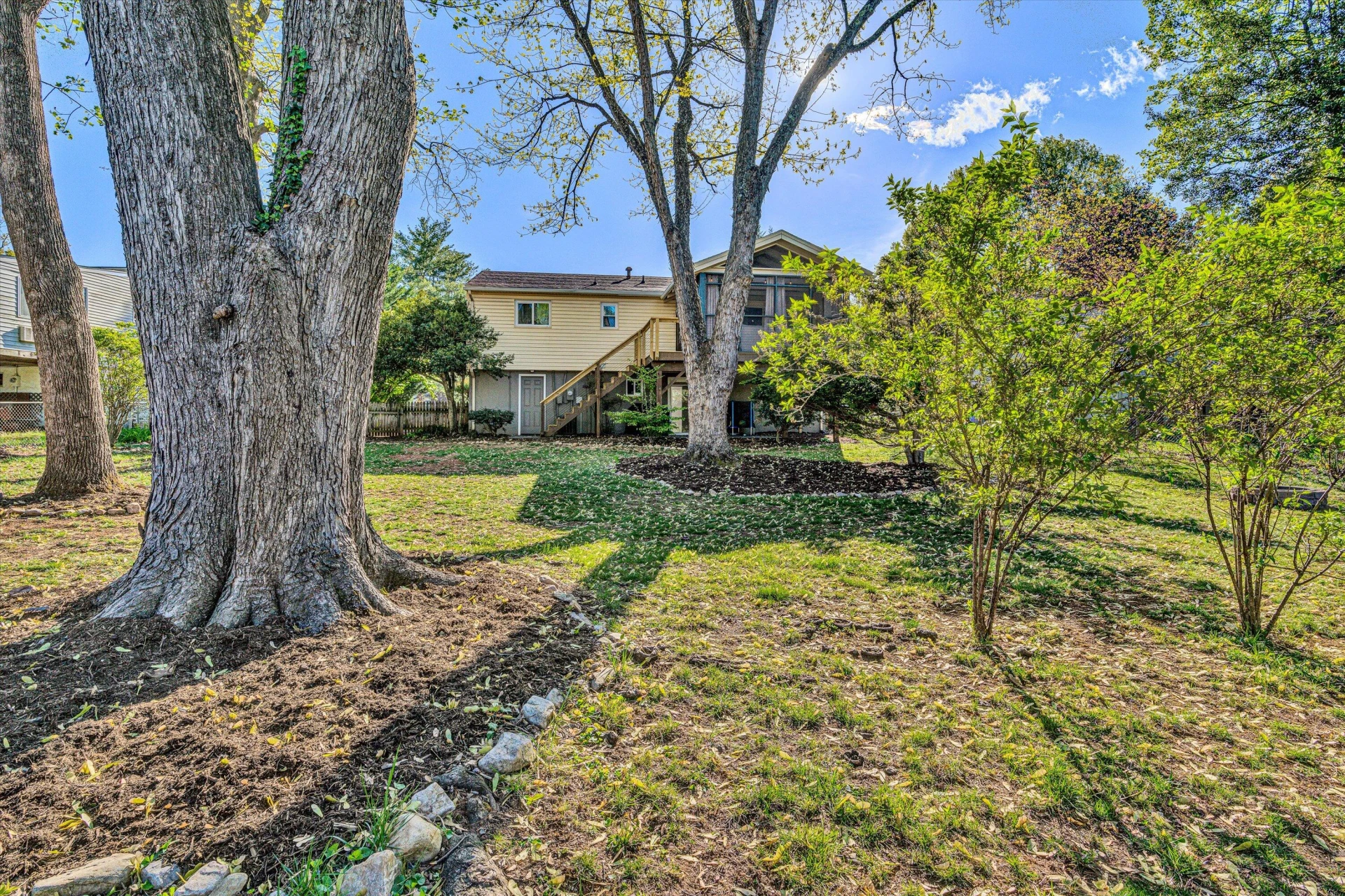 3819 Hyde Park DR - Photo 36
