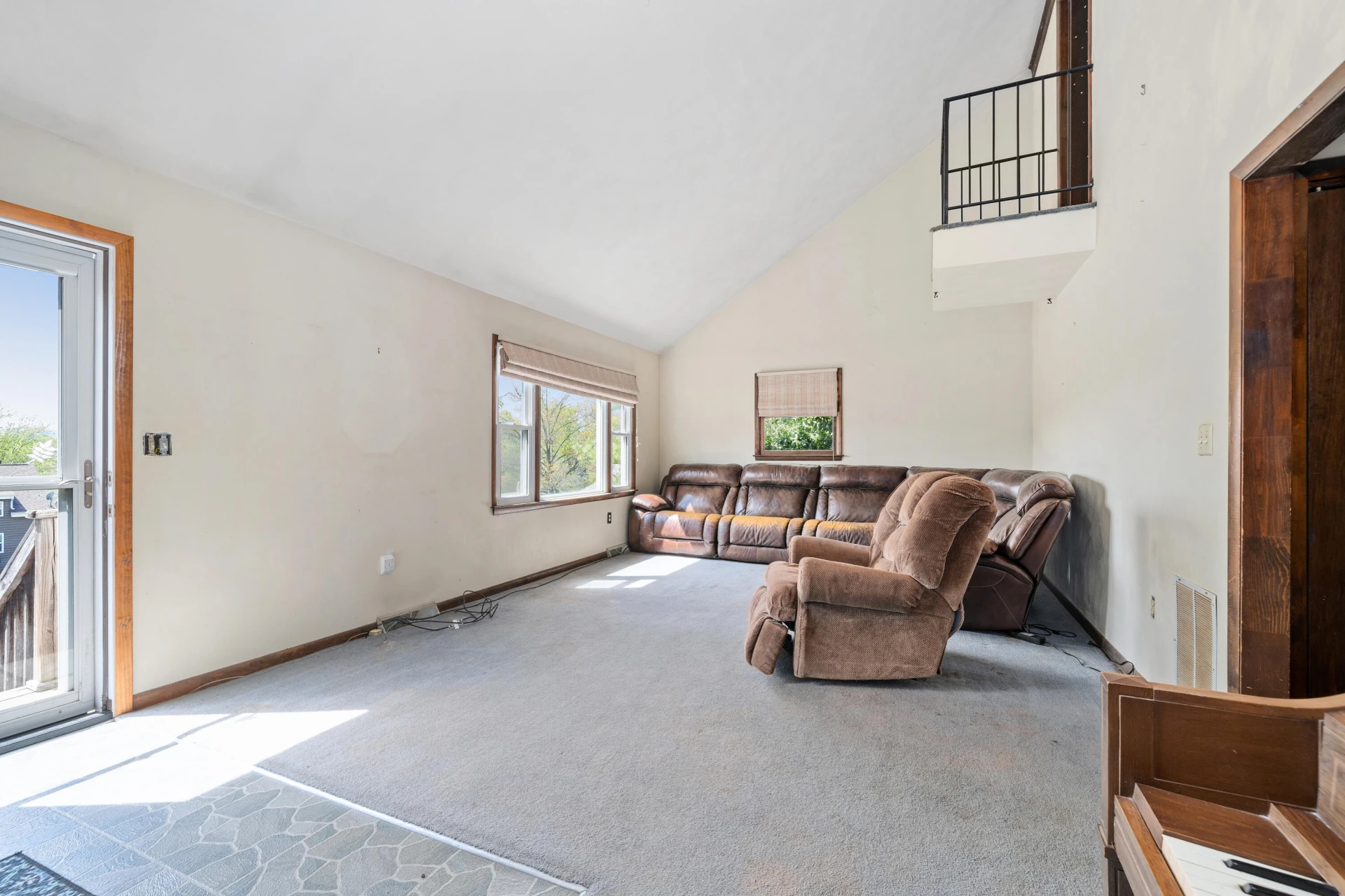 42 Keswick CT - Photo 6