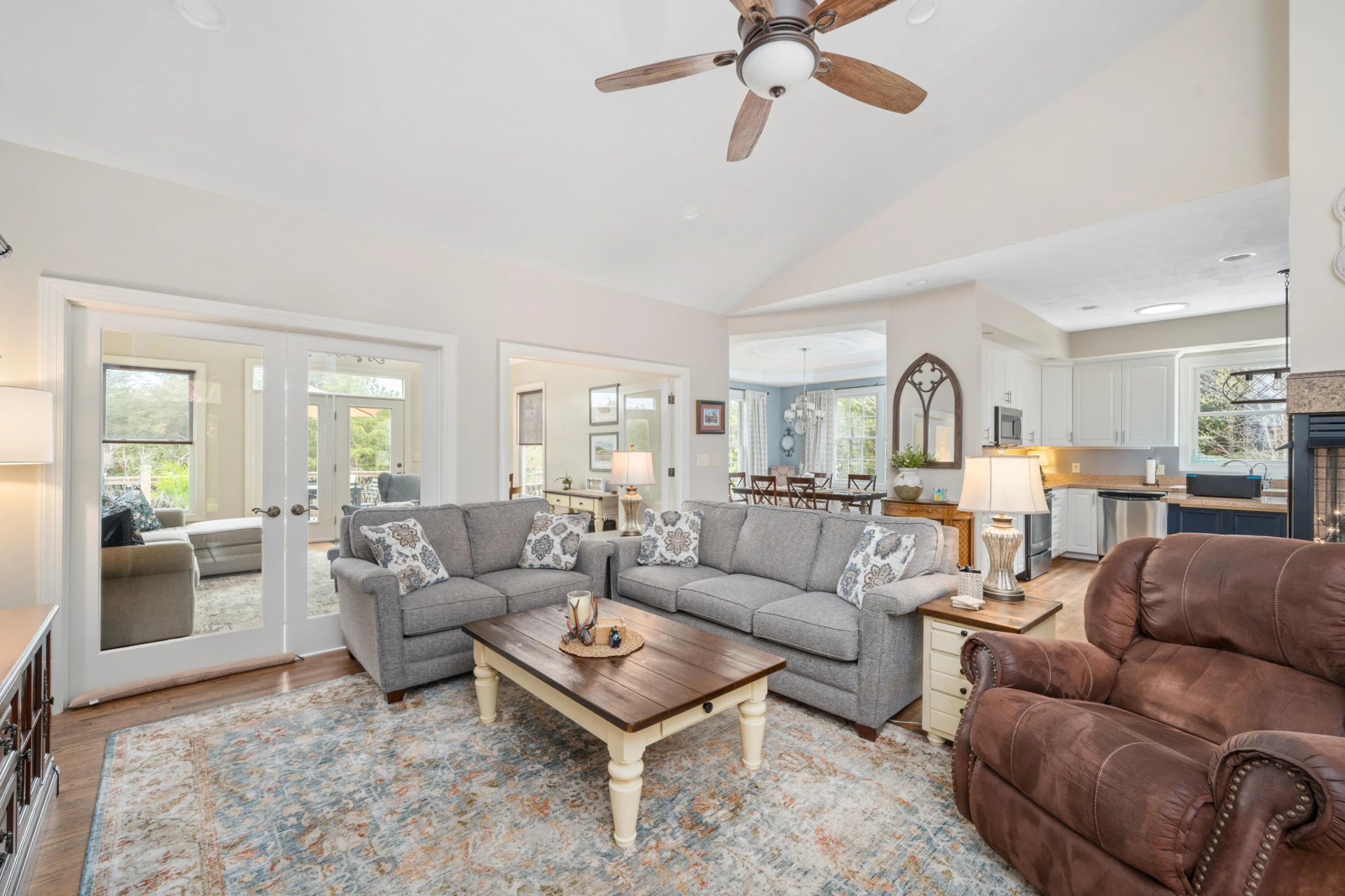 2609 Country Club RD - Photo 10