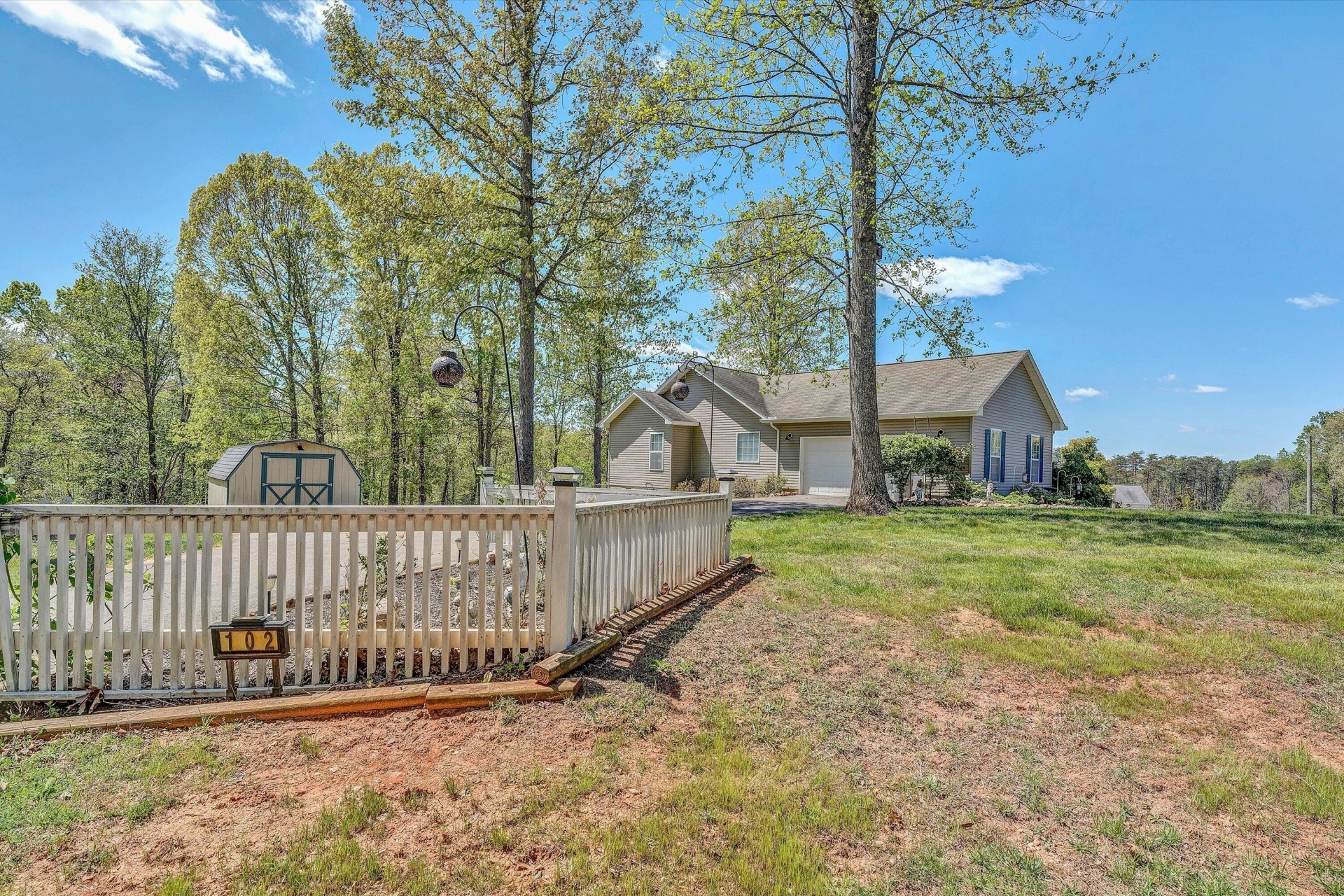 102 Cedar ST - Photo 40