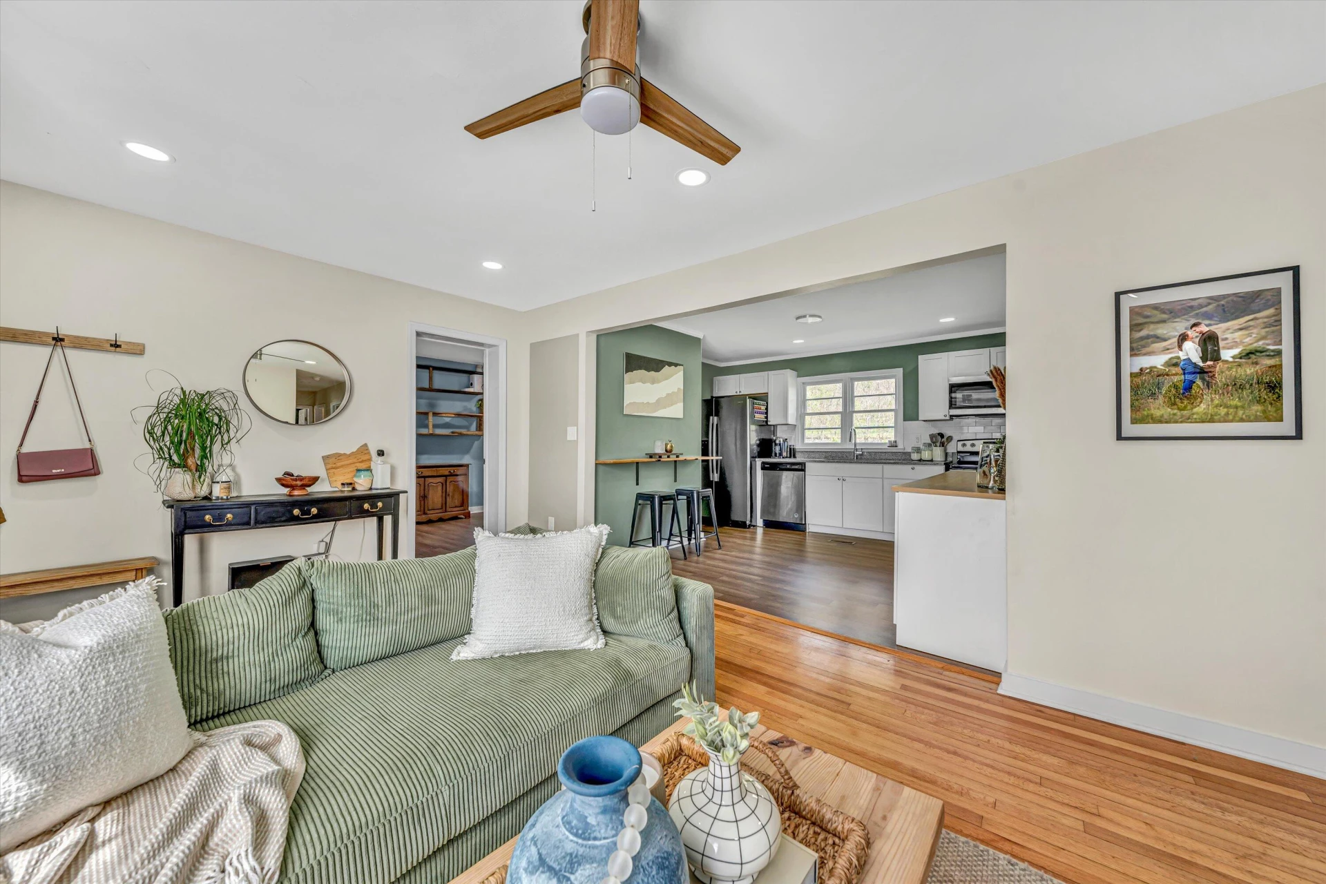 1126 Anderson ST - Photo 13