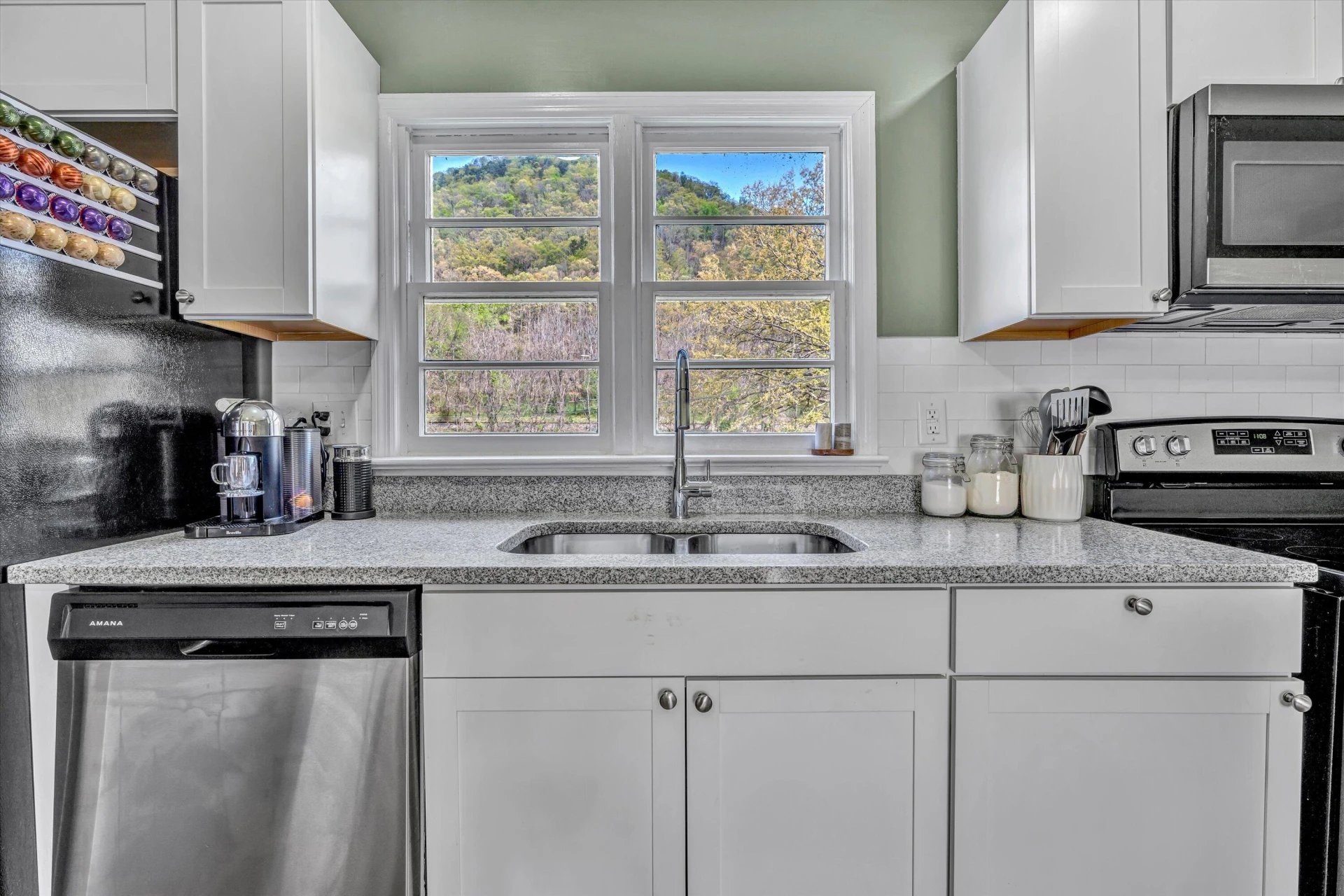 1126 Anderson ST - Photo 17