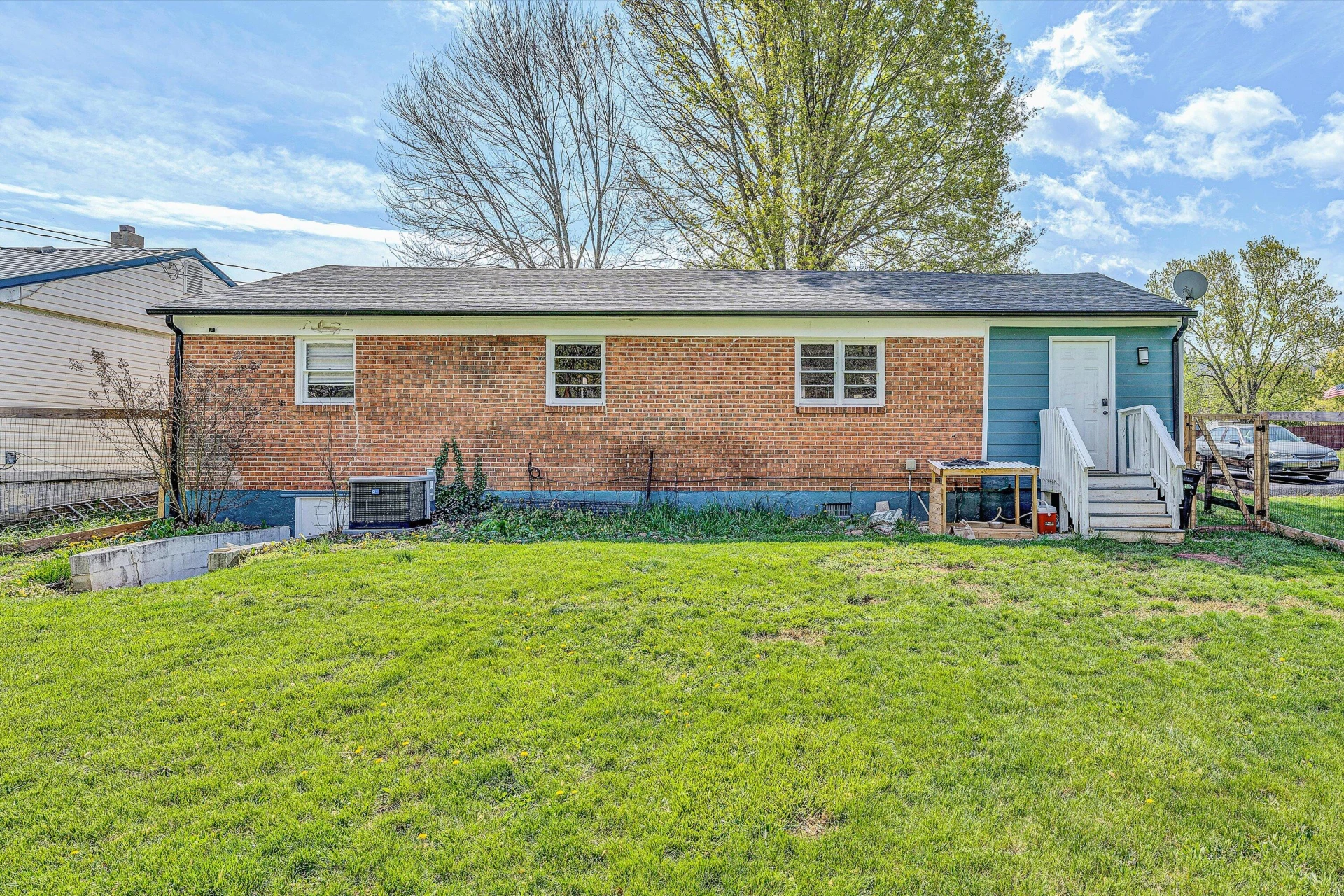 1126 Anderson ST - Photo 8